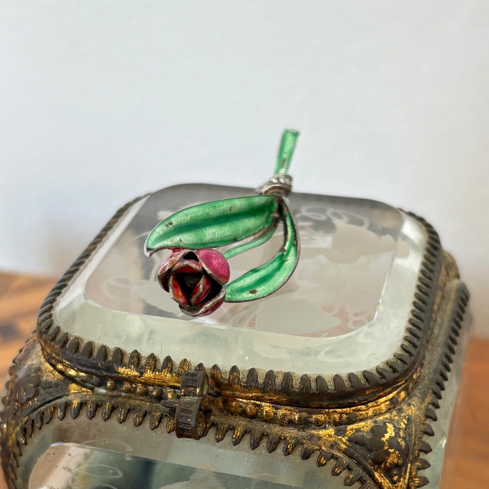 BRA018 enamel flower 3.jpg