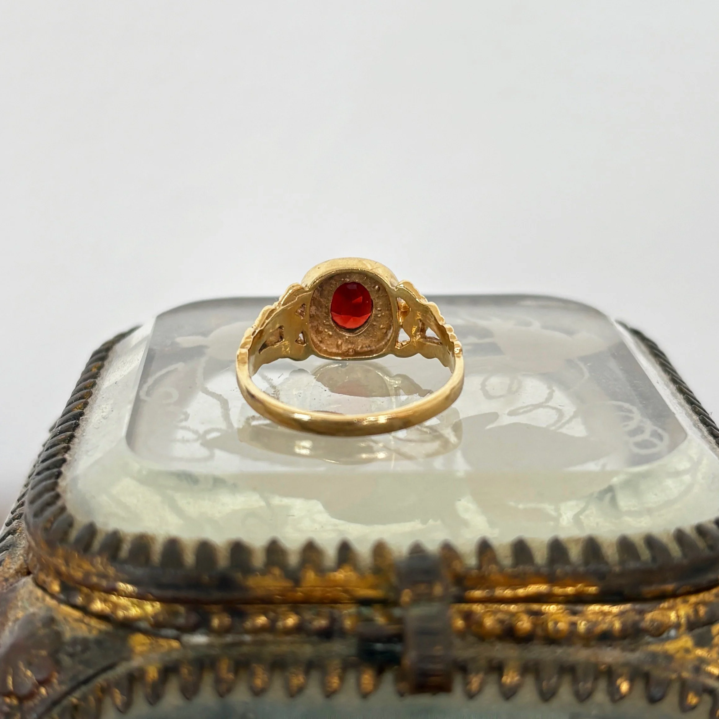RA357 garnet ring 5.jpg