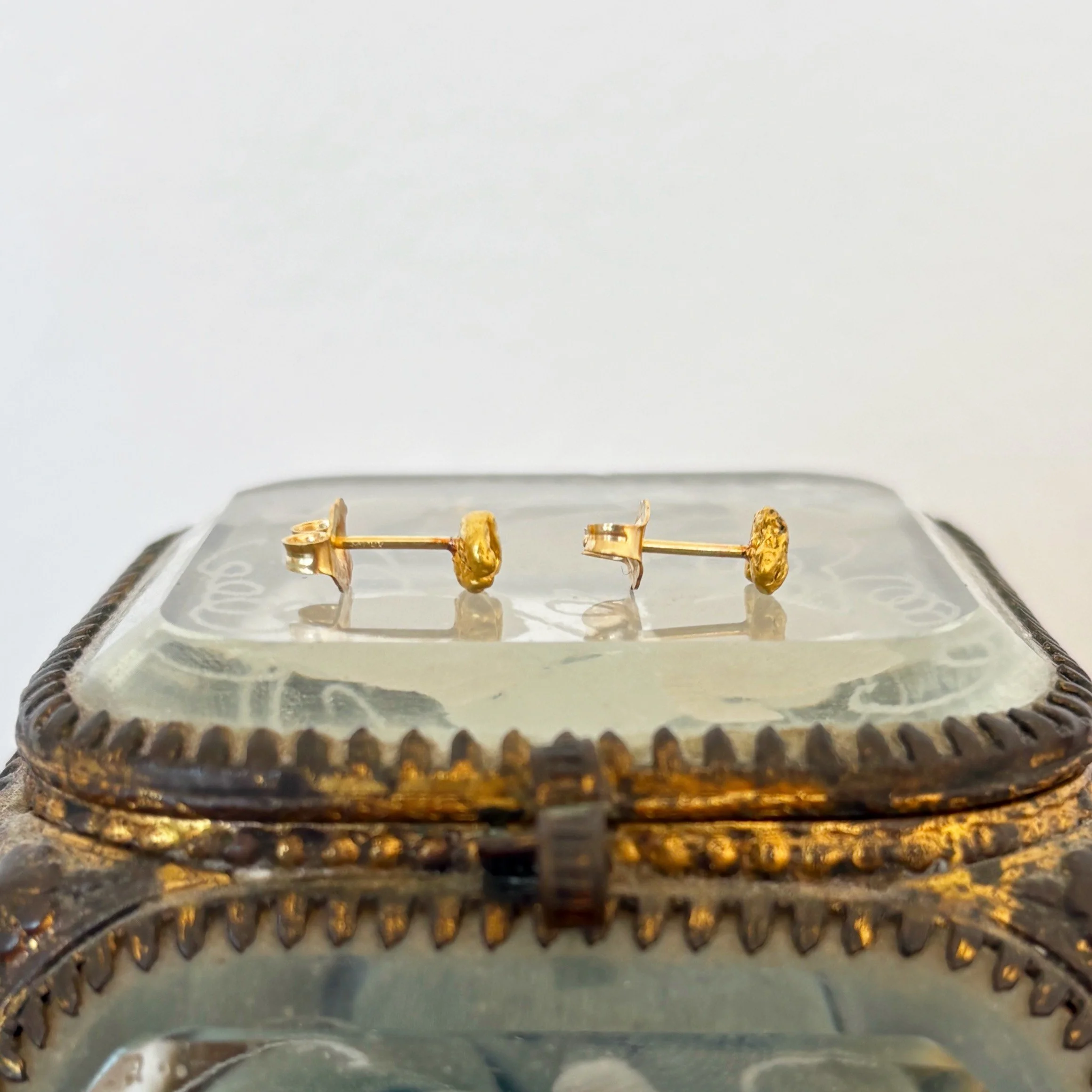 EA033 gold nugget studs 10.jpg
