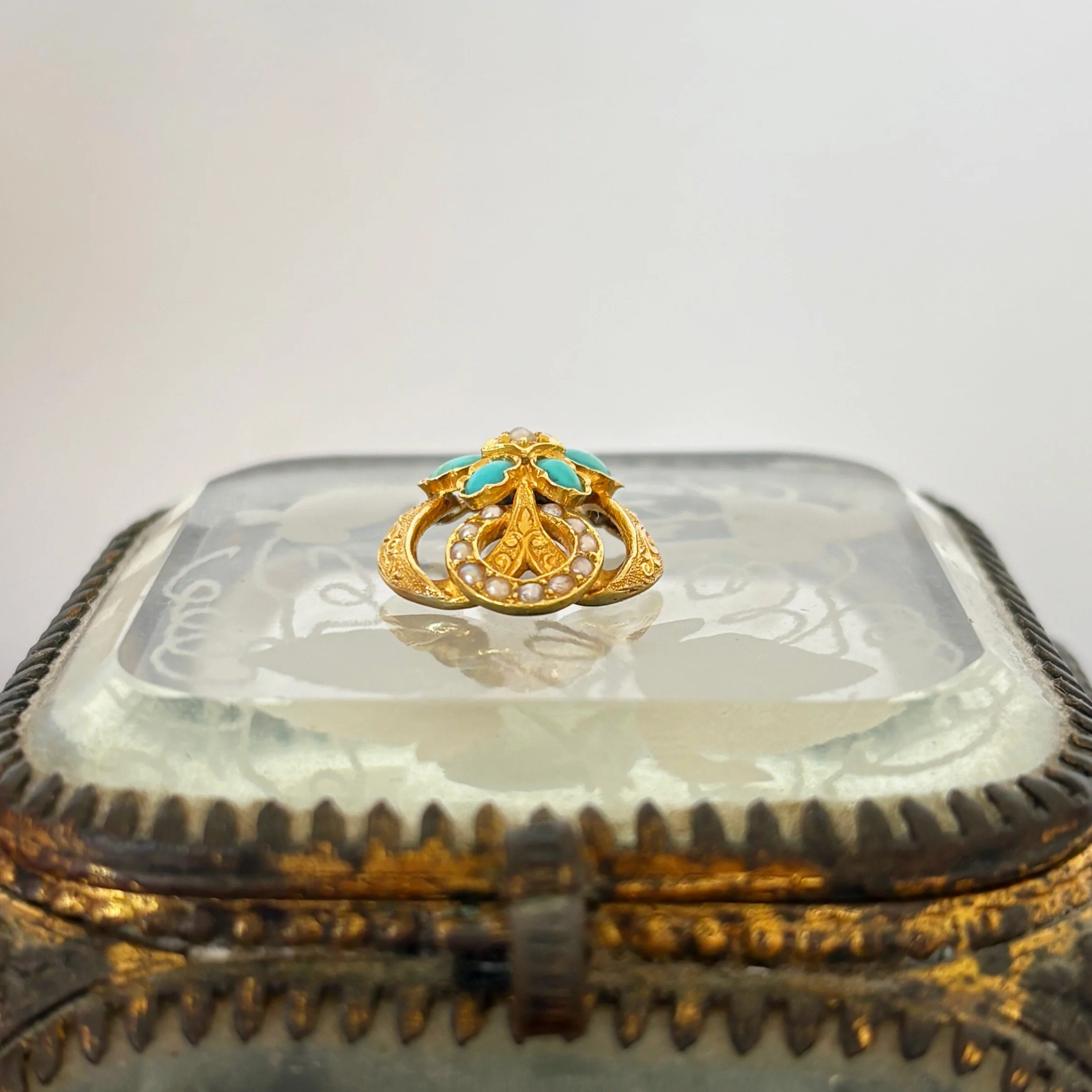 CA310 turquoise seed pearl 18.jpg