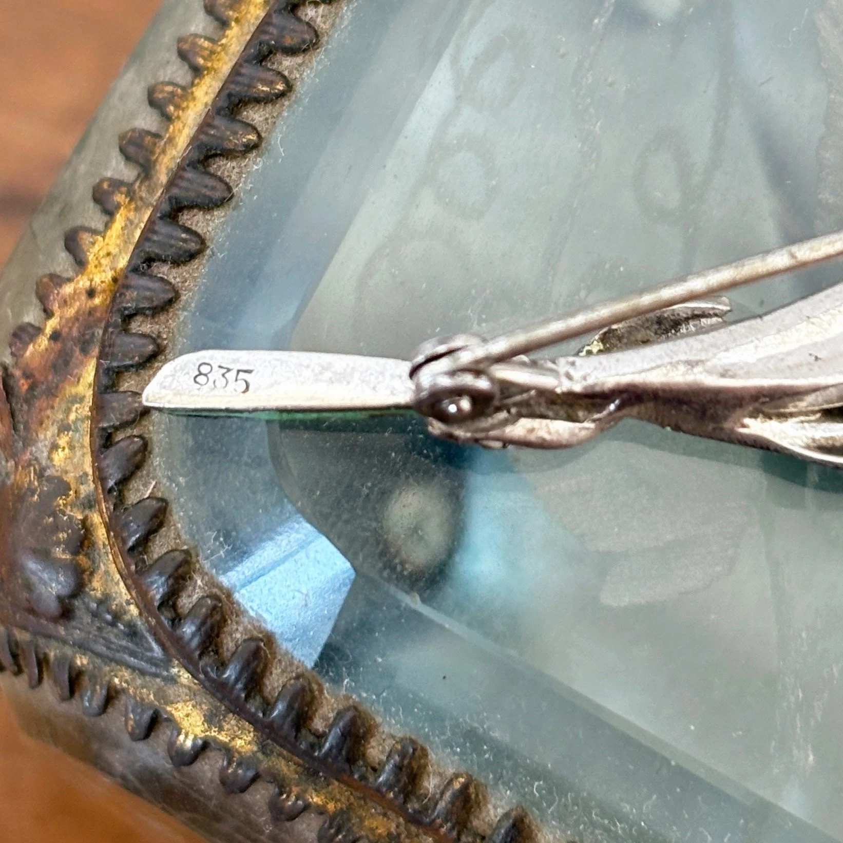 BRA018 enamel flower 12.jpg