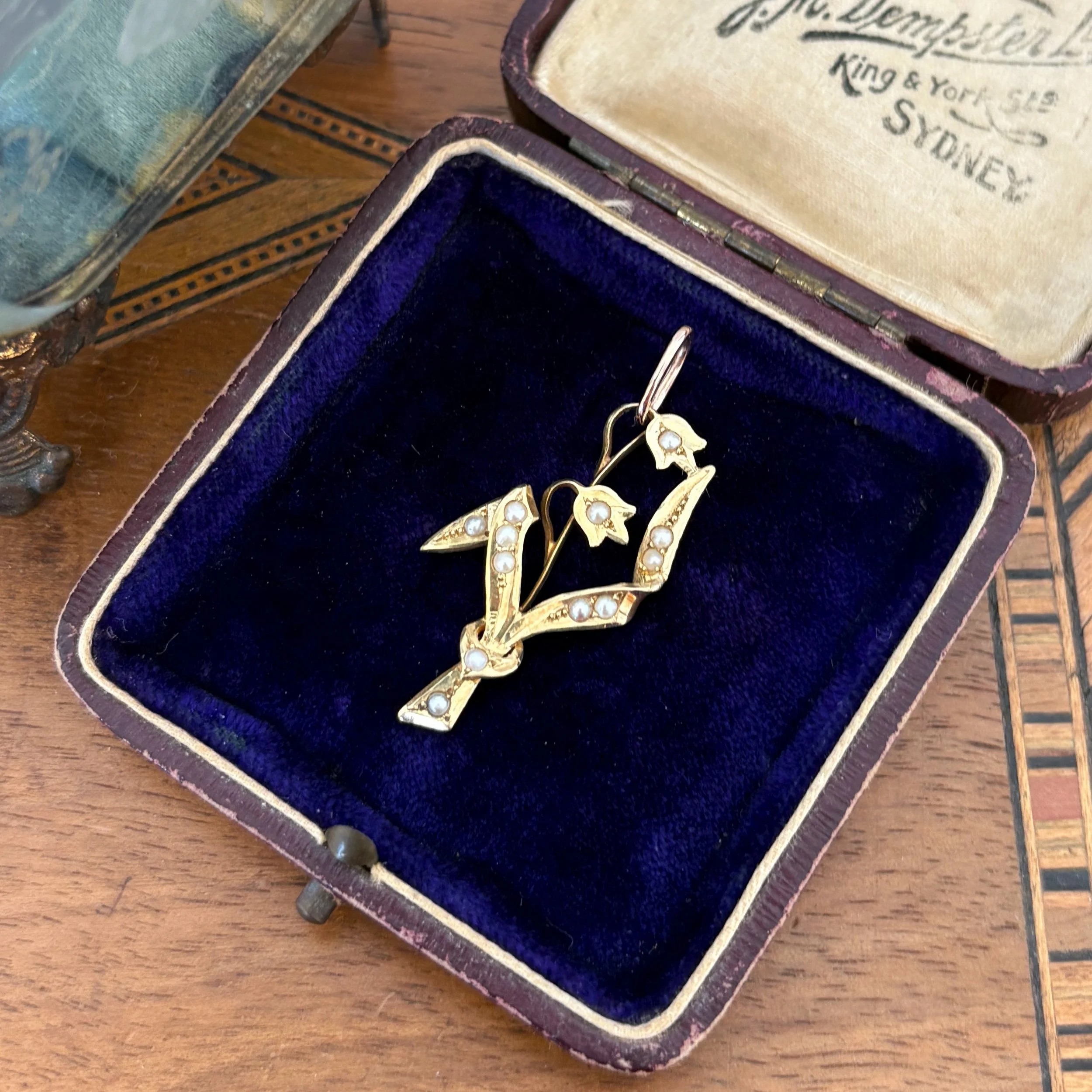 CA296 pearl flower 9.jpg