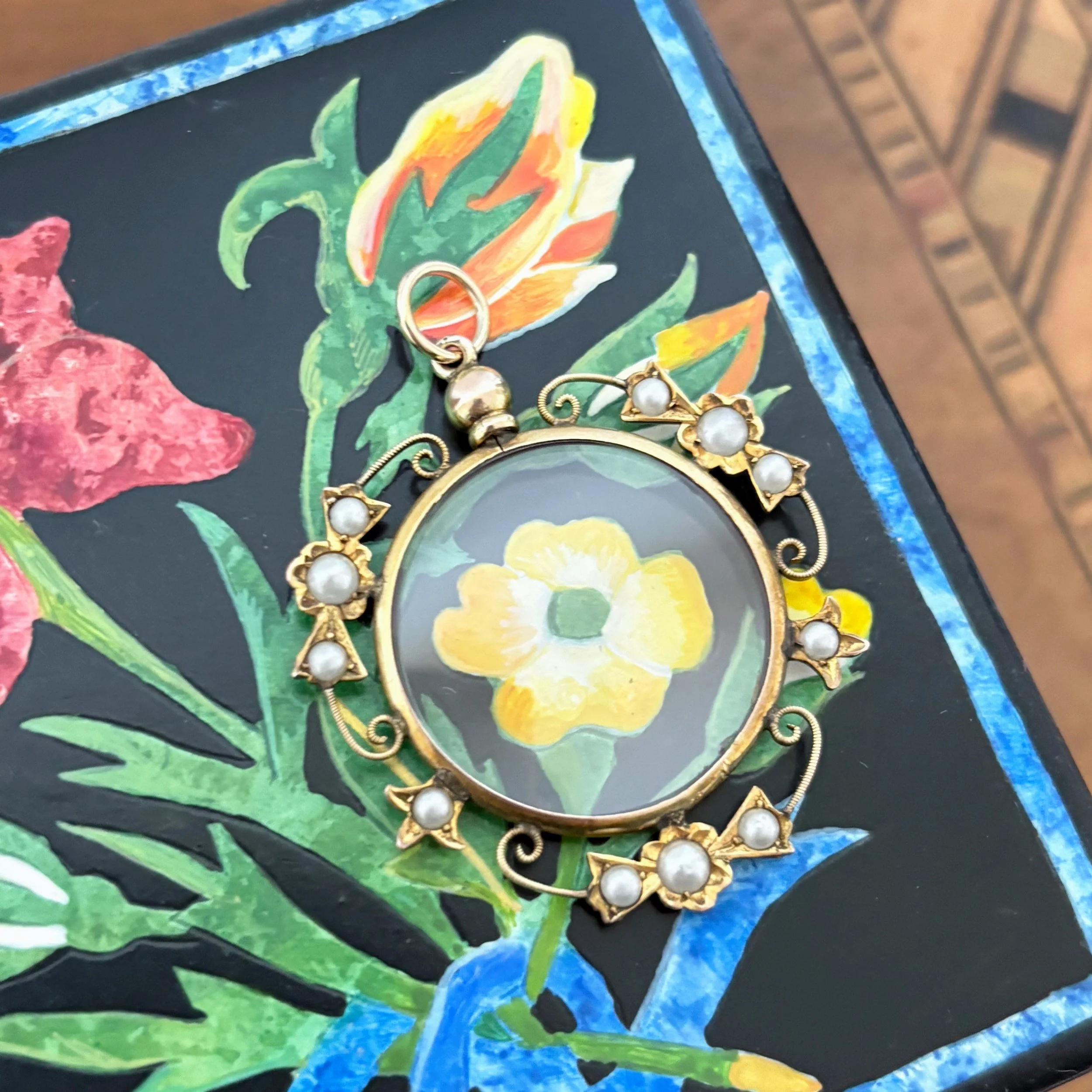 CA297 seed pearl open locket 7.jpg