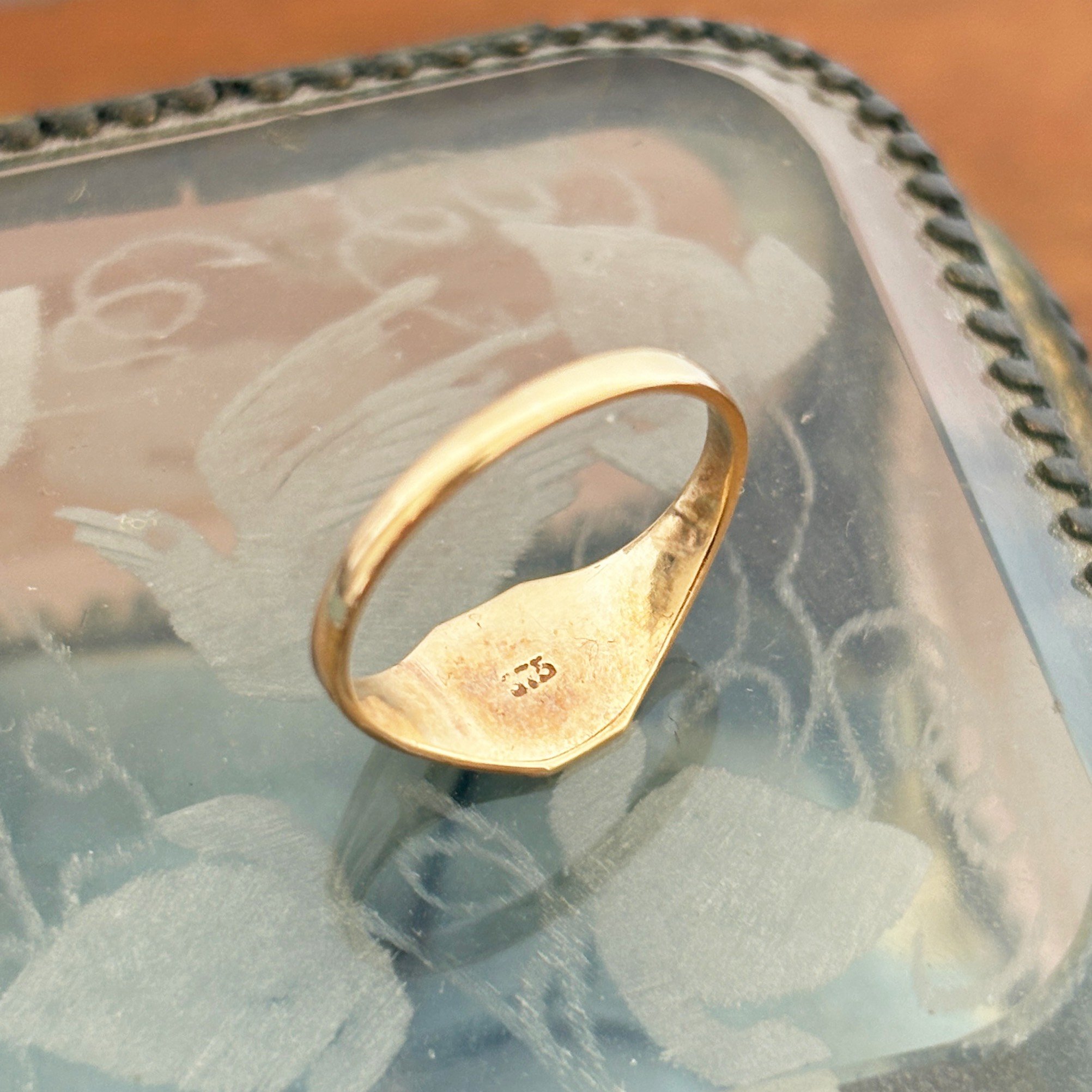 RA351 dainty signet 6.jpg