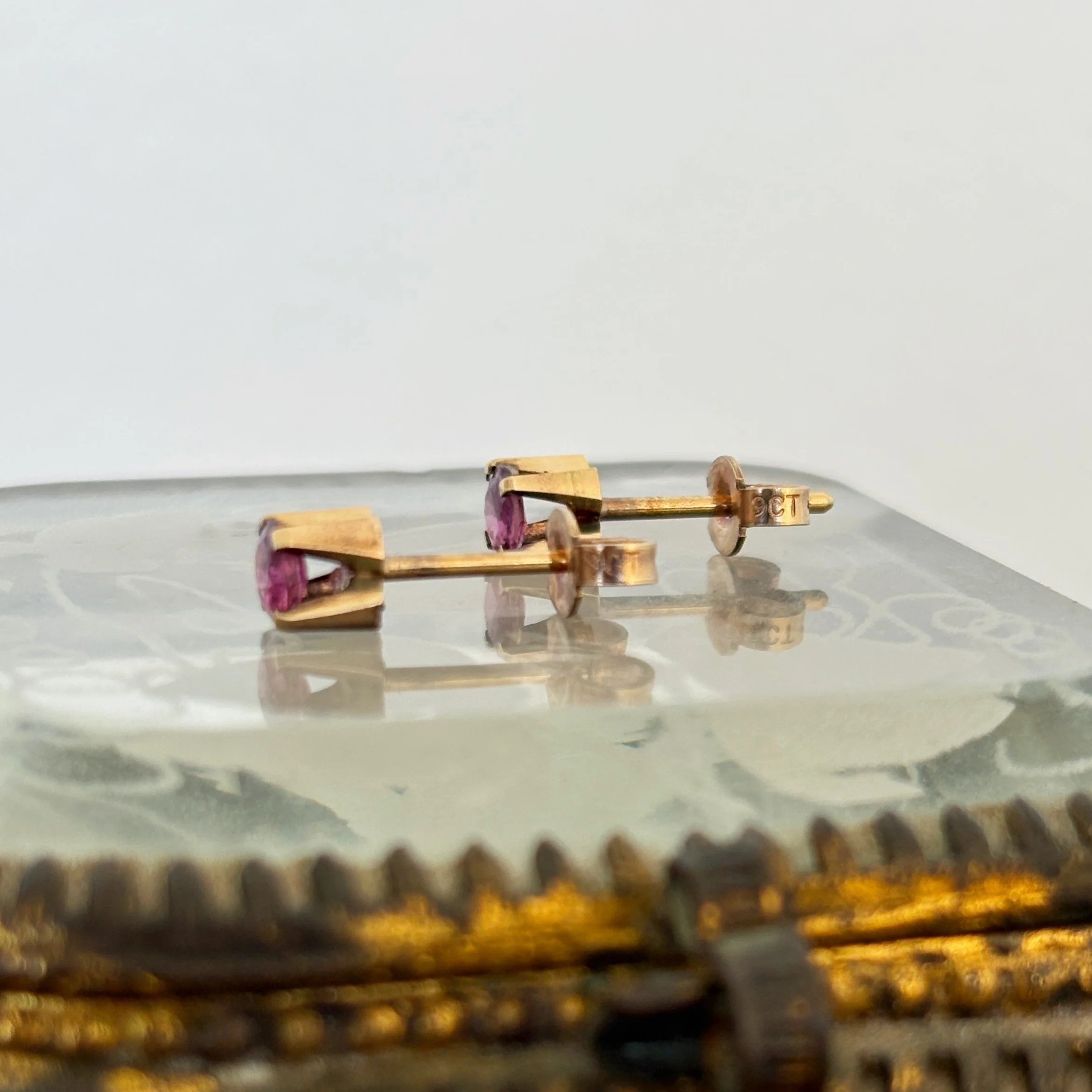 EA036 garnet studs 4.jpg