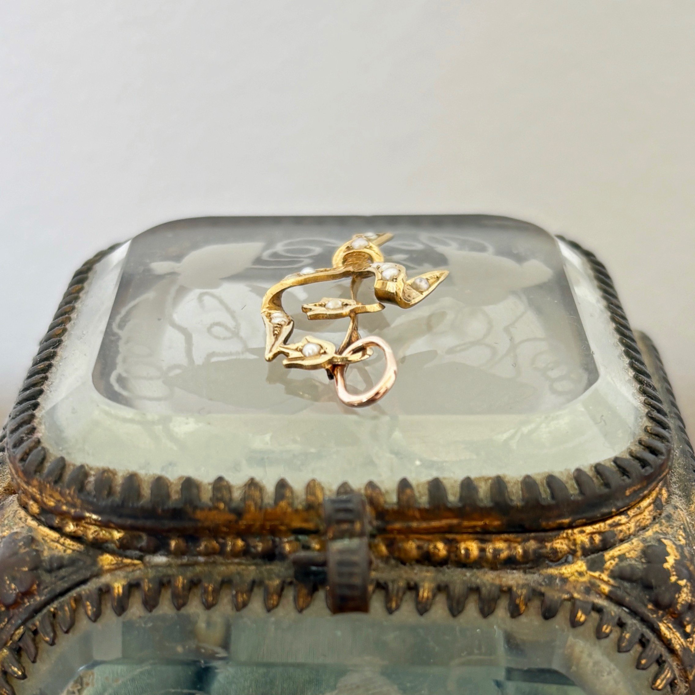 CA296 pearl flower 6.jpg