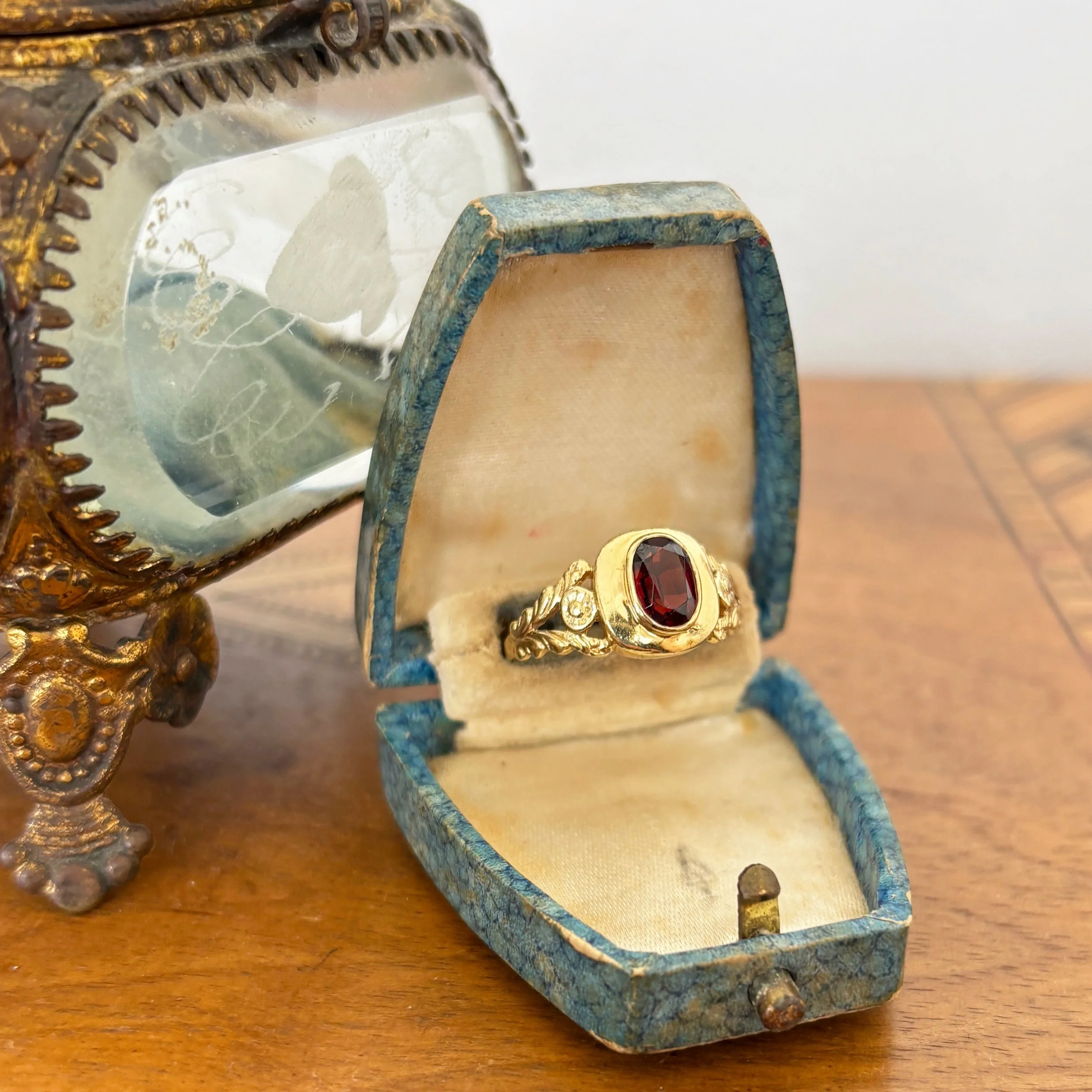 RA357 garnet ring 11.jpg