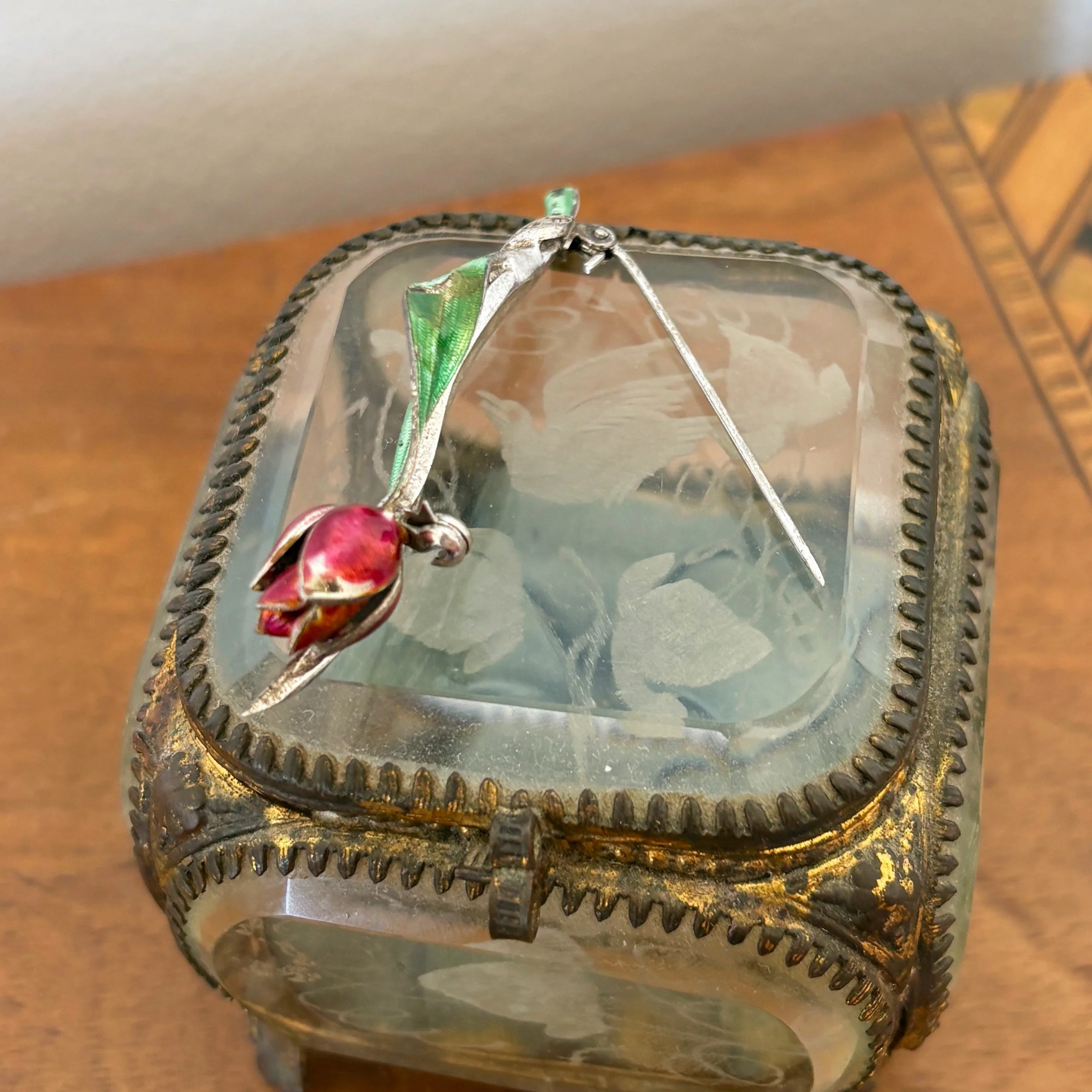 BRA018 enamel flower 16.jpg