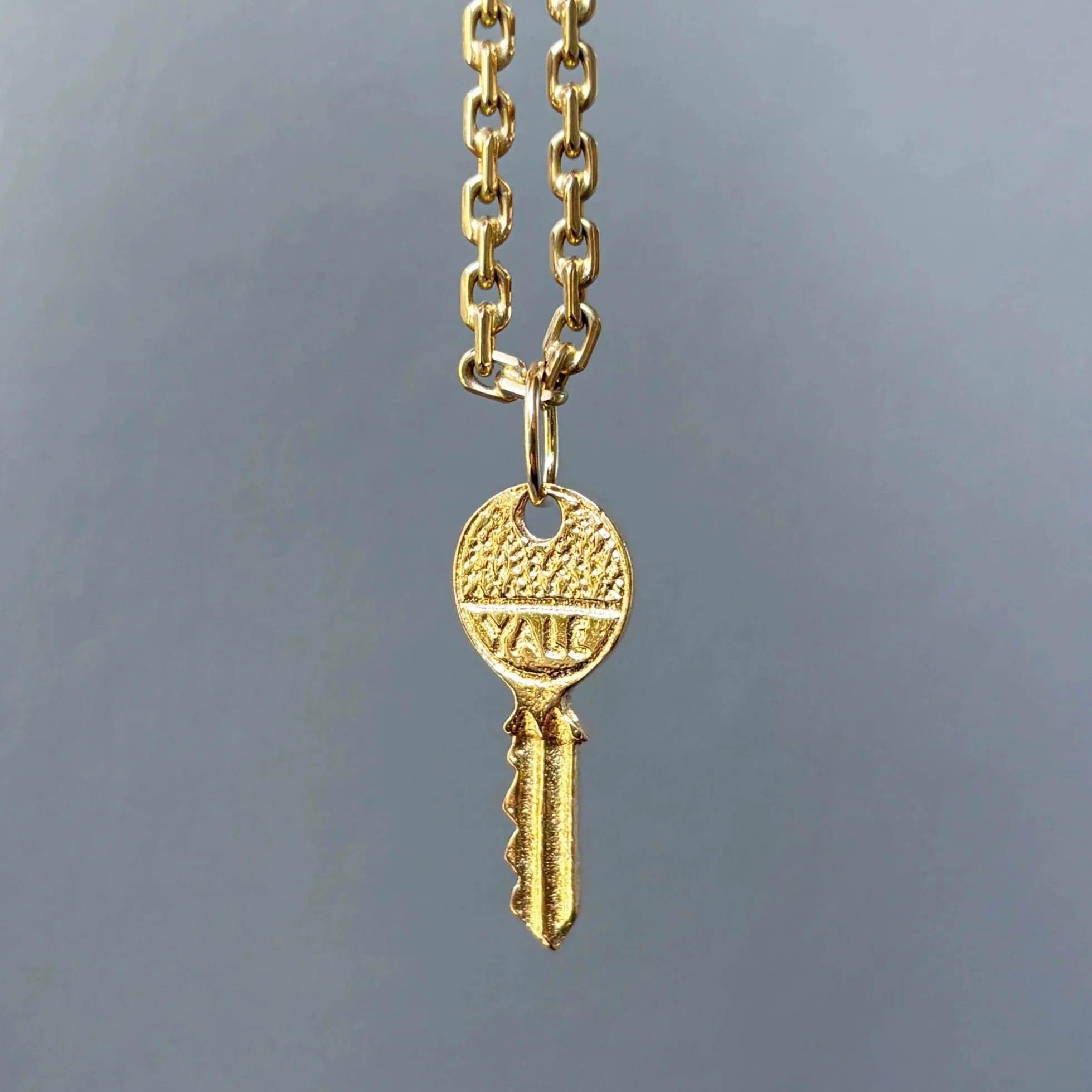 9ct Gold Key Pendant