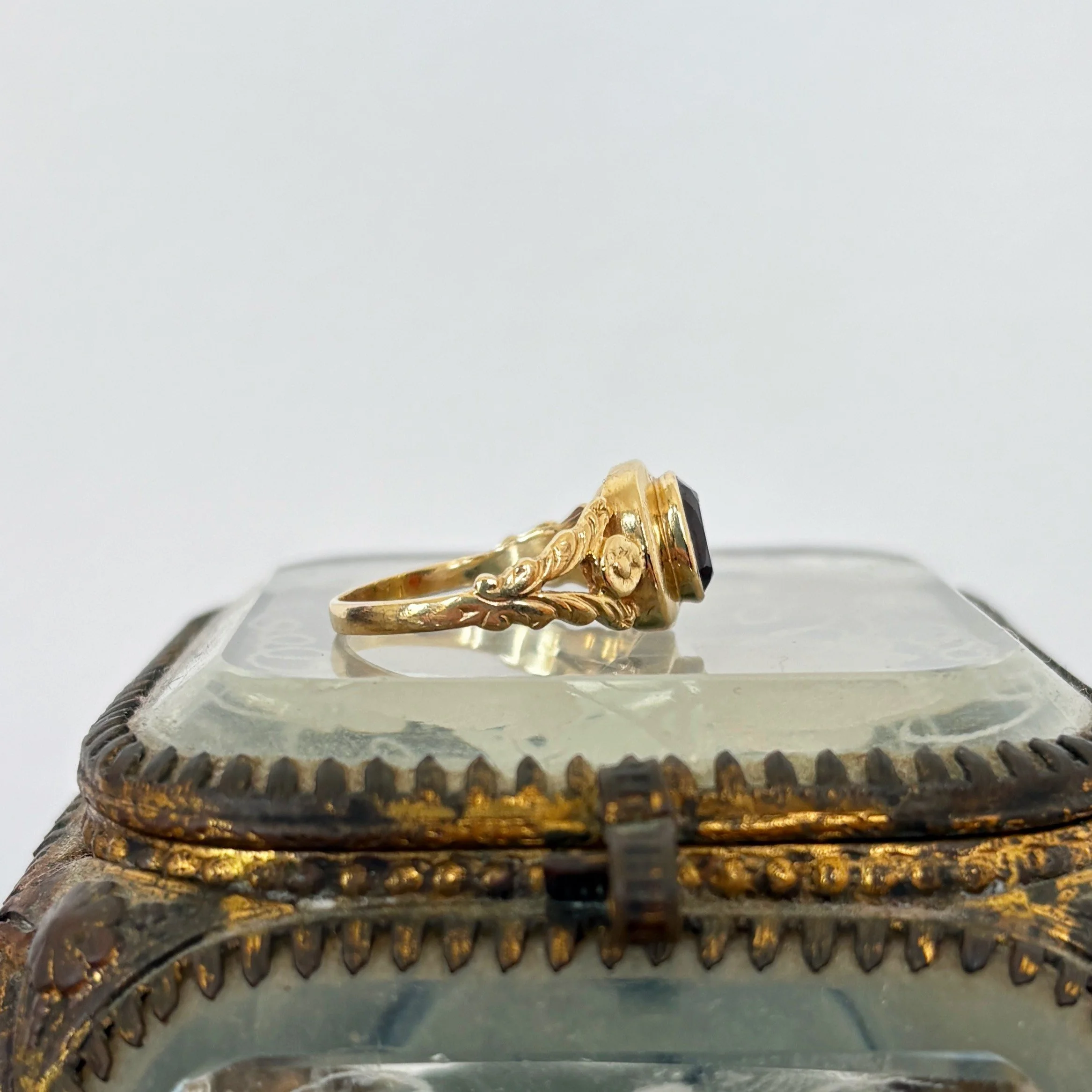 RA357 garnet ring 4.jpg