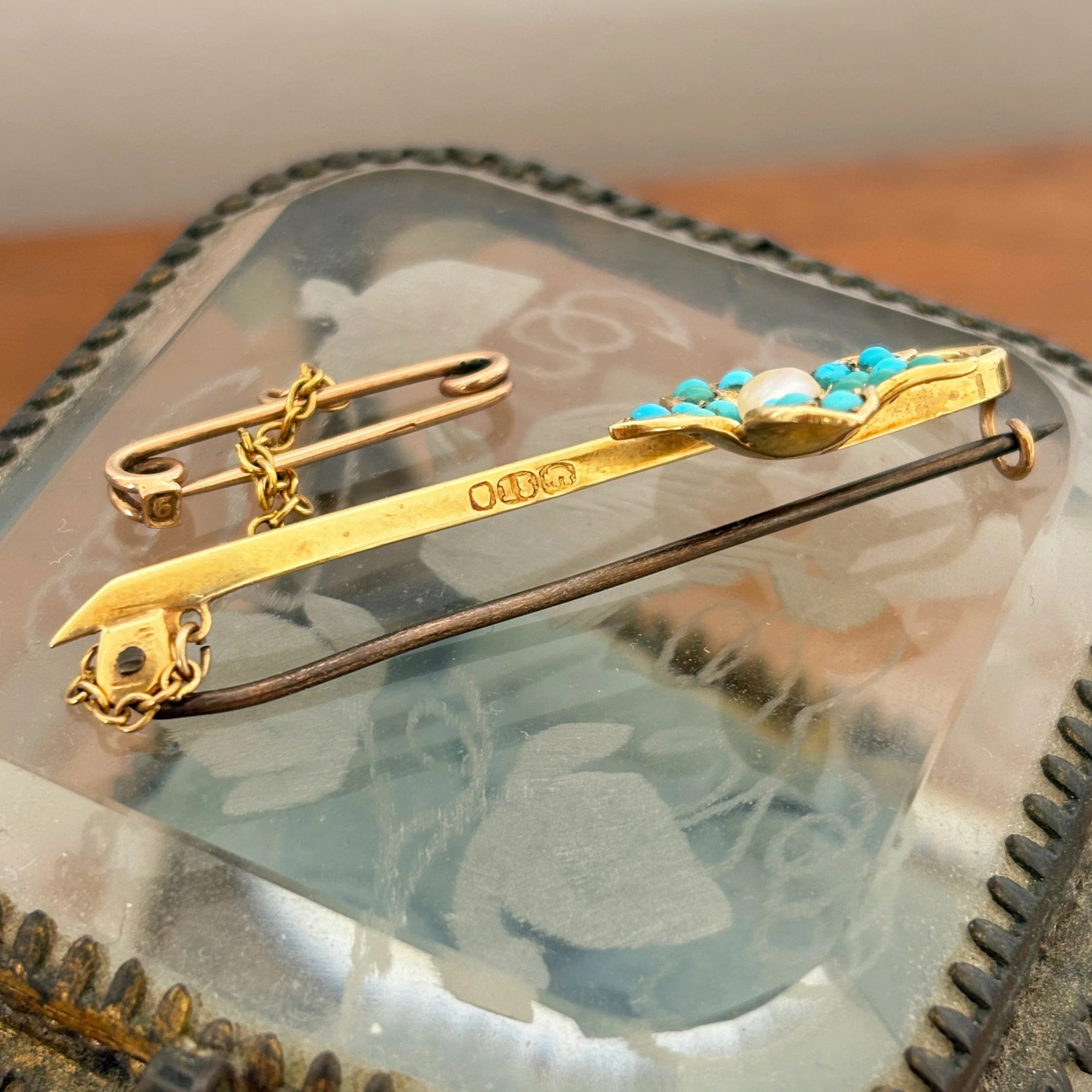 BRA017 turquoise flower 4.jpg