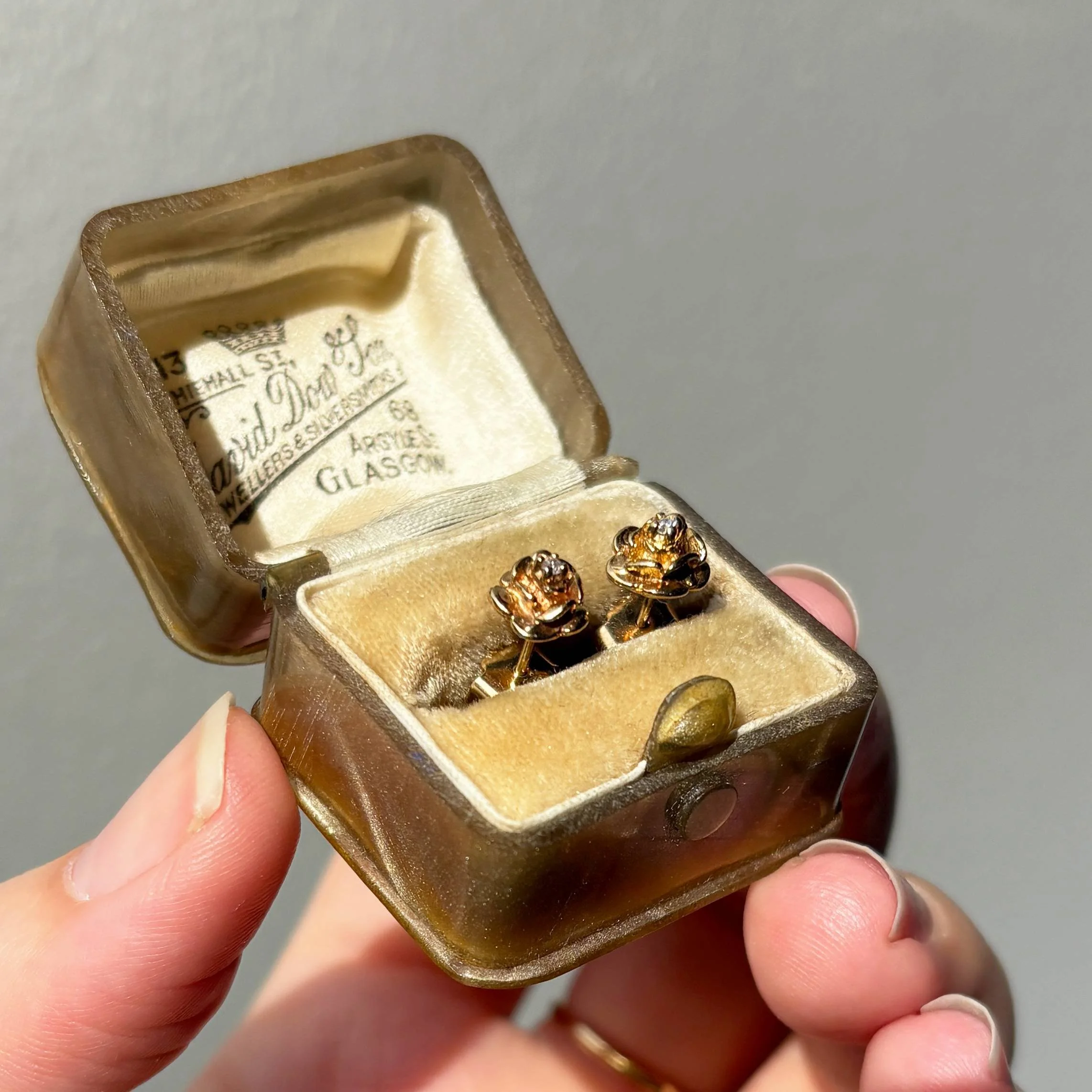 EA029 rose studs 9.jpg