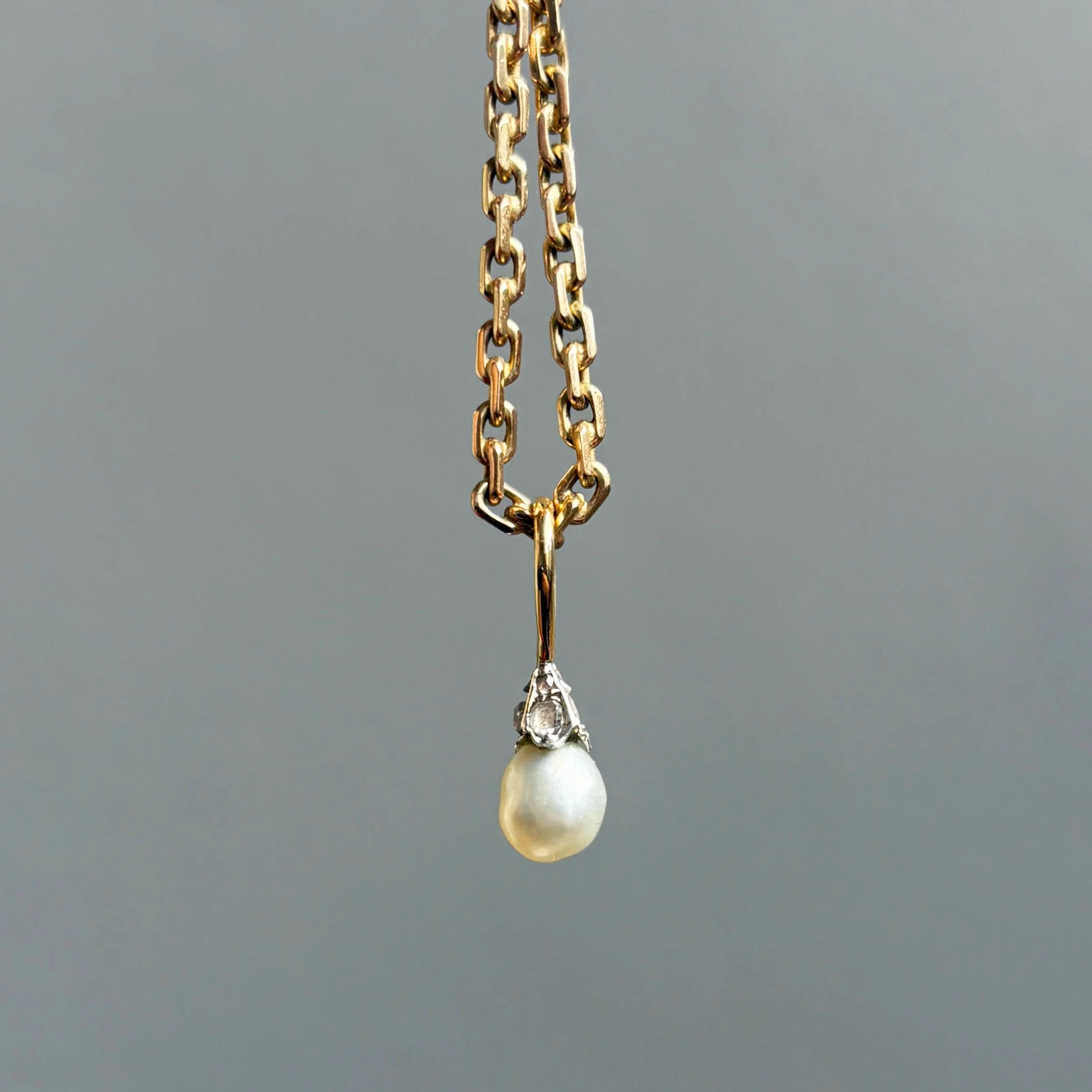 CA289 pearl and diamond pendant 20.jpg