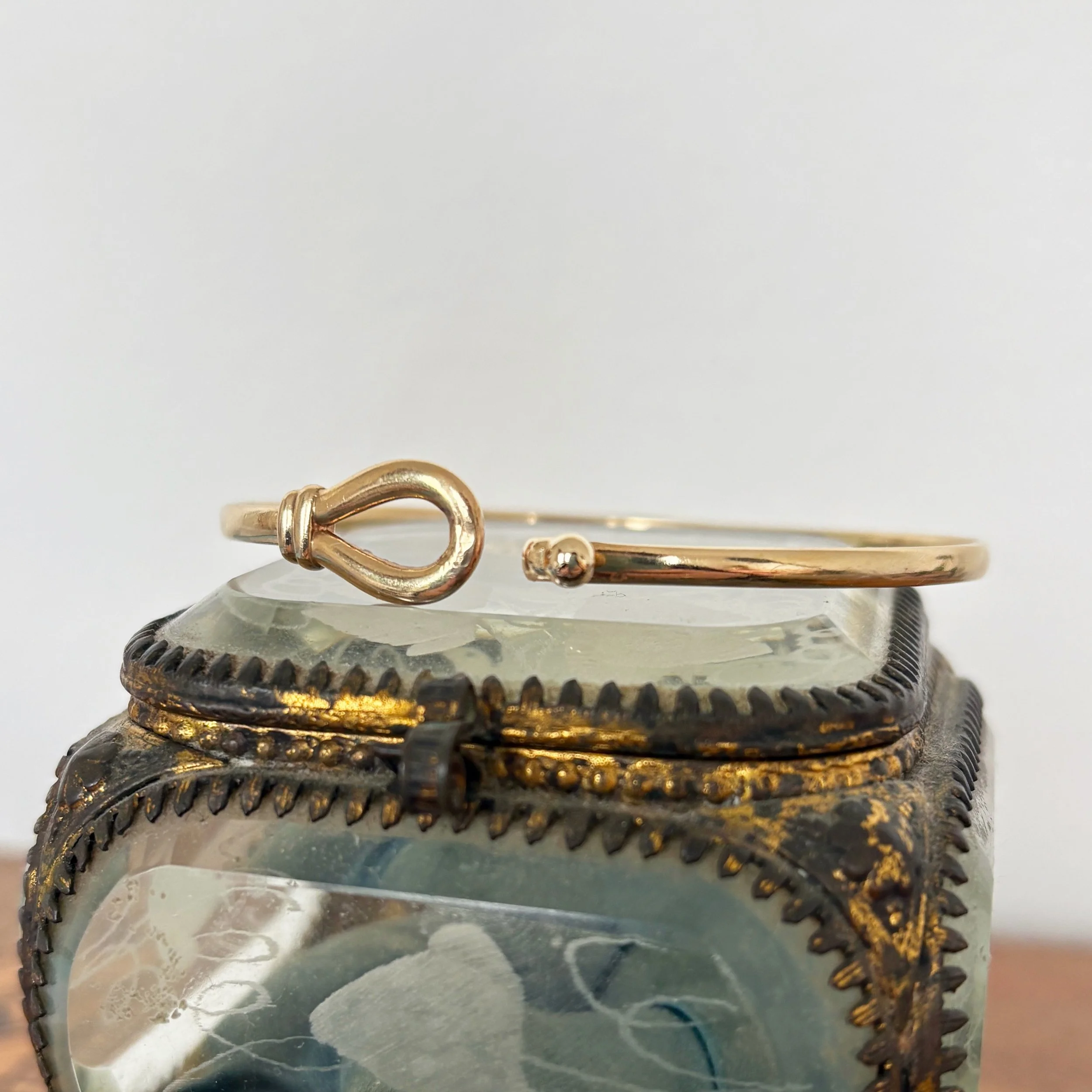 BA042 hook bangle 3.jpg
