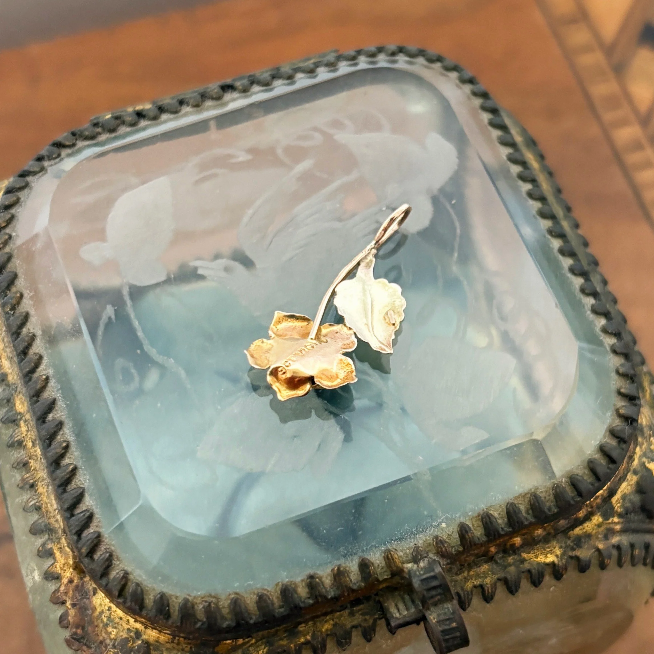 CA301 rose pendant 7.jpg