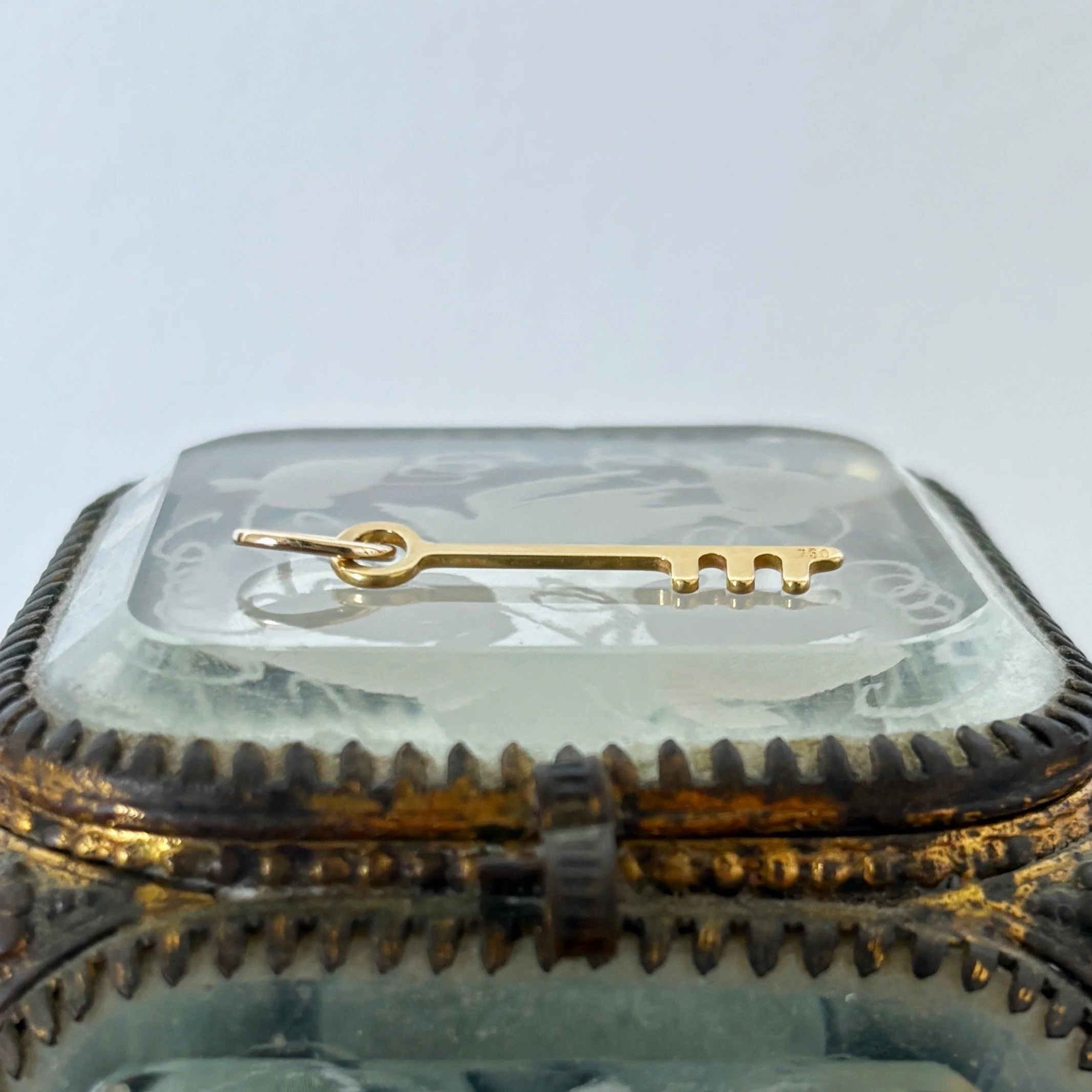 CA298 key 3.jpg