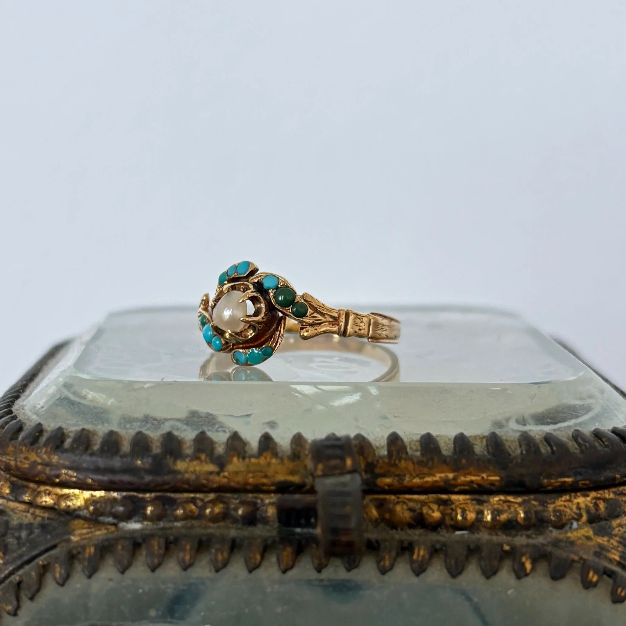 RA359 turquoise and pearl ring 13.jpg