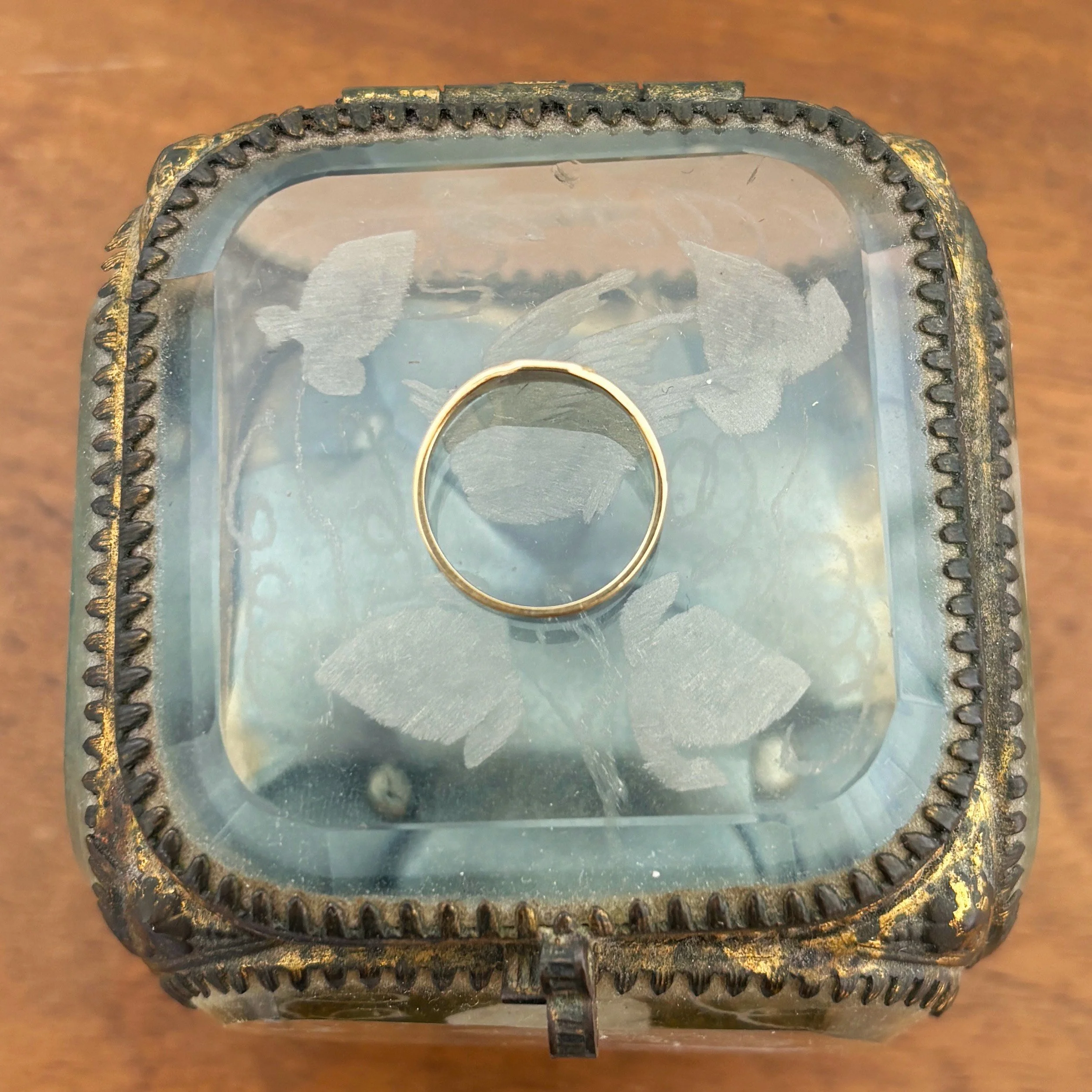 RA351 dainty signet 5.jpg