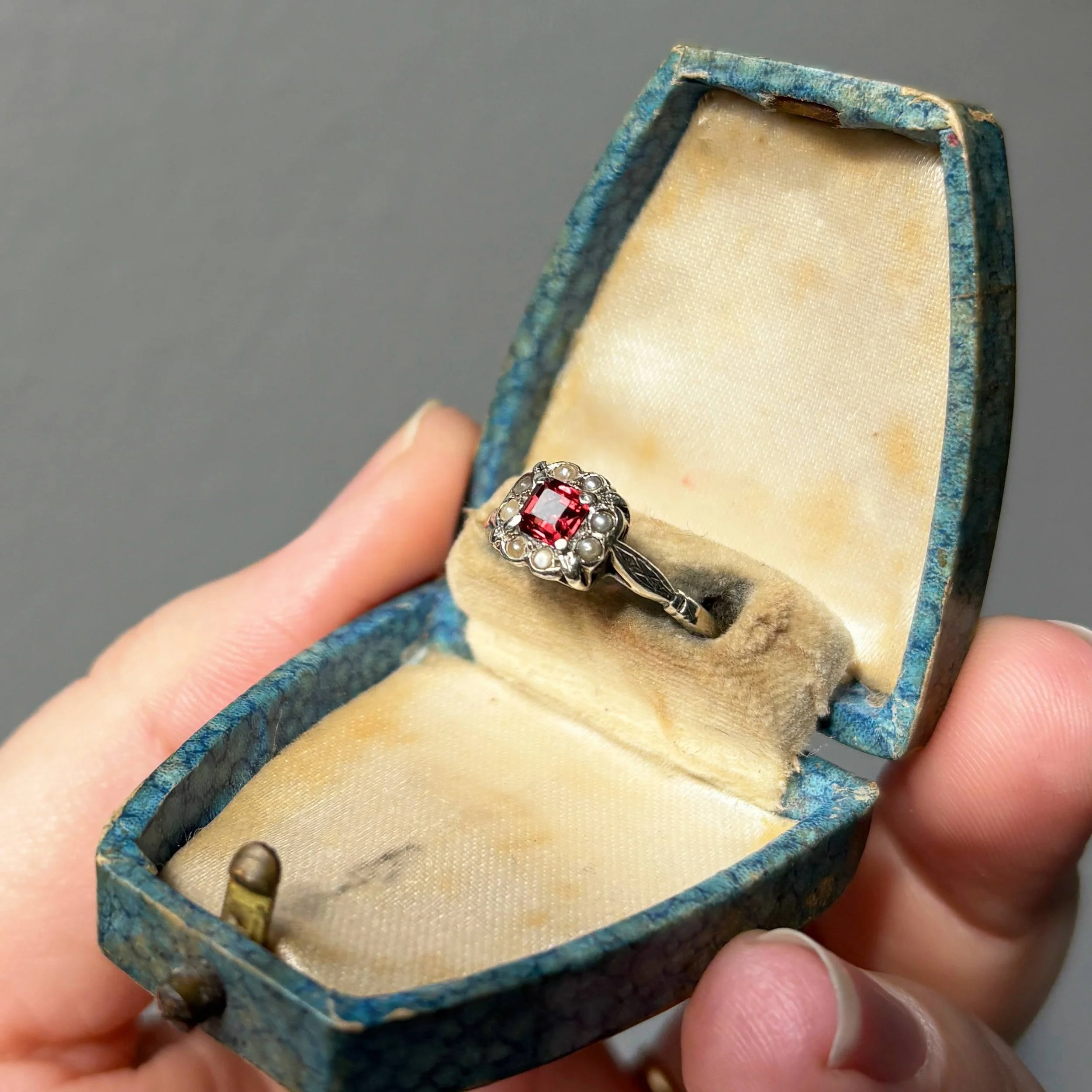 RA347 red paste pearl 15.jpg