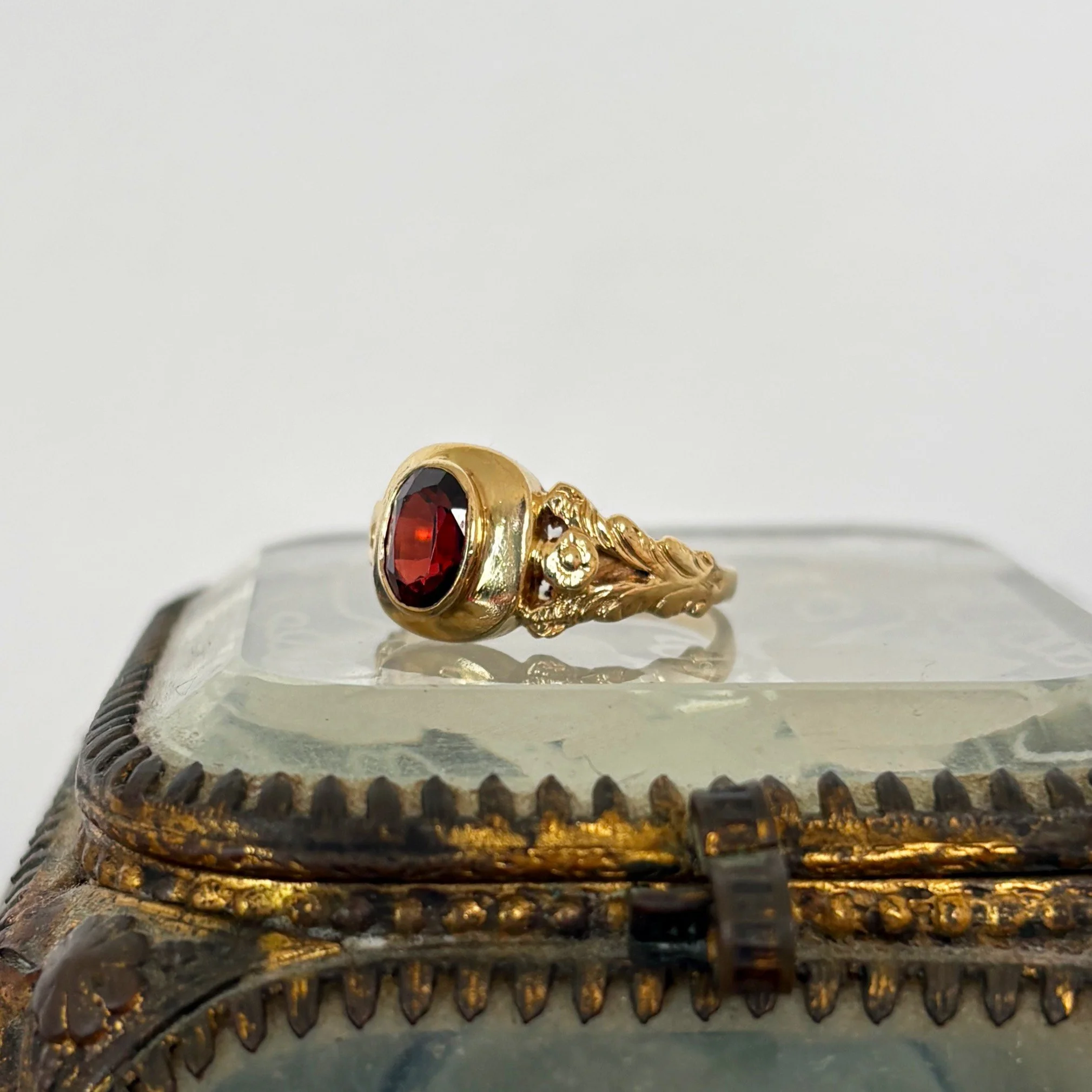 RA357 garnet ring 7.jpg