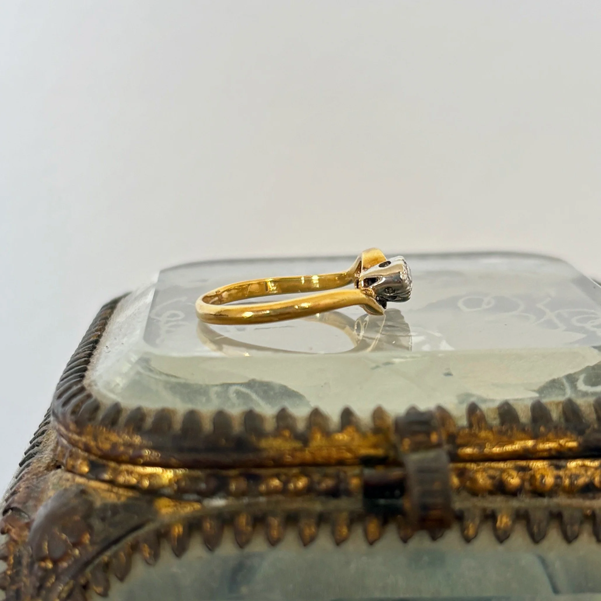 RA353 illusion set bypass ring 2.jpg
