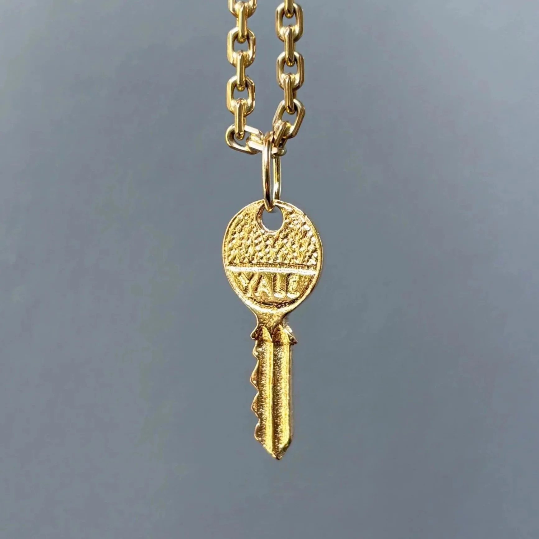 9ct Gold Key Pendant