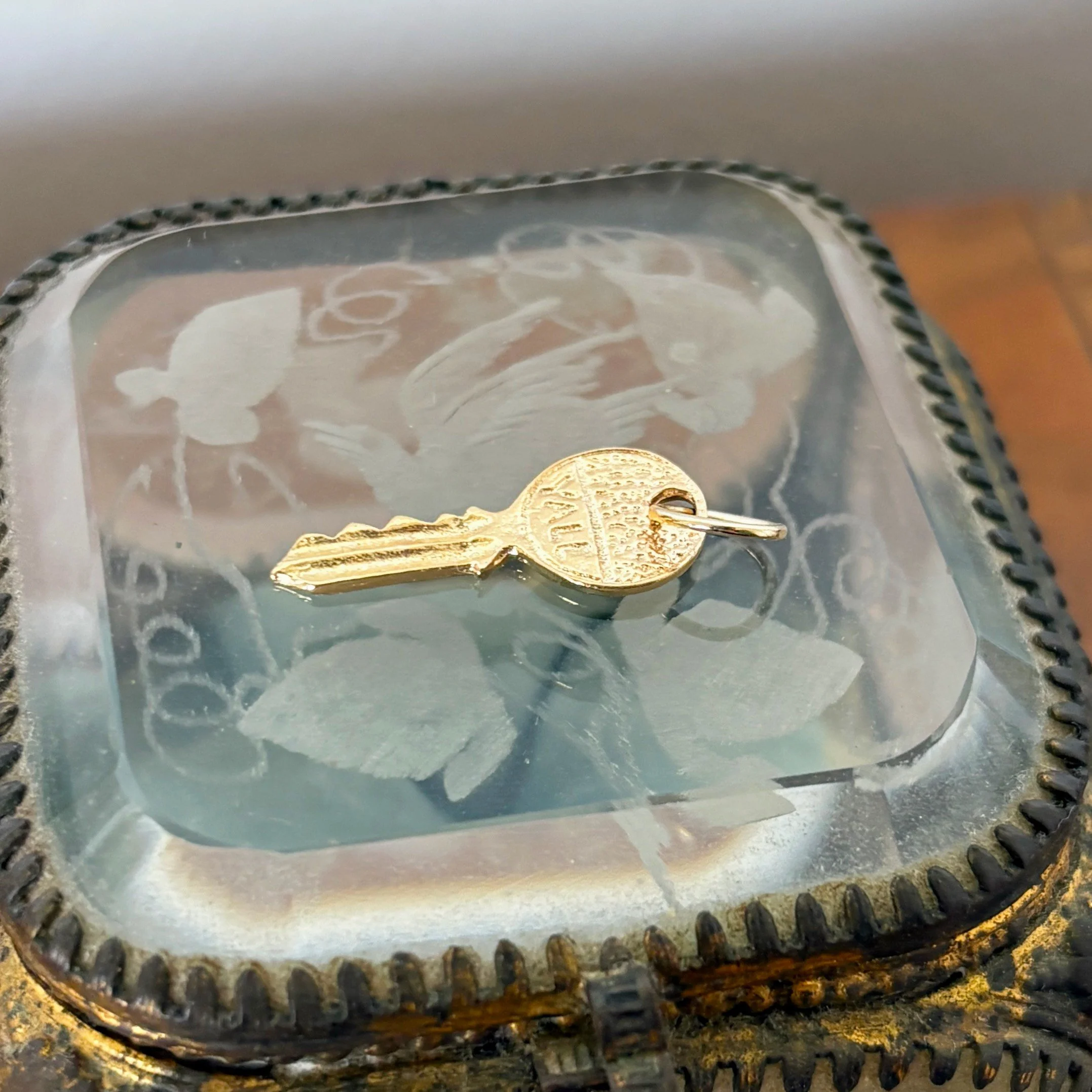 CA299 house key charm 3.jpg