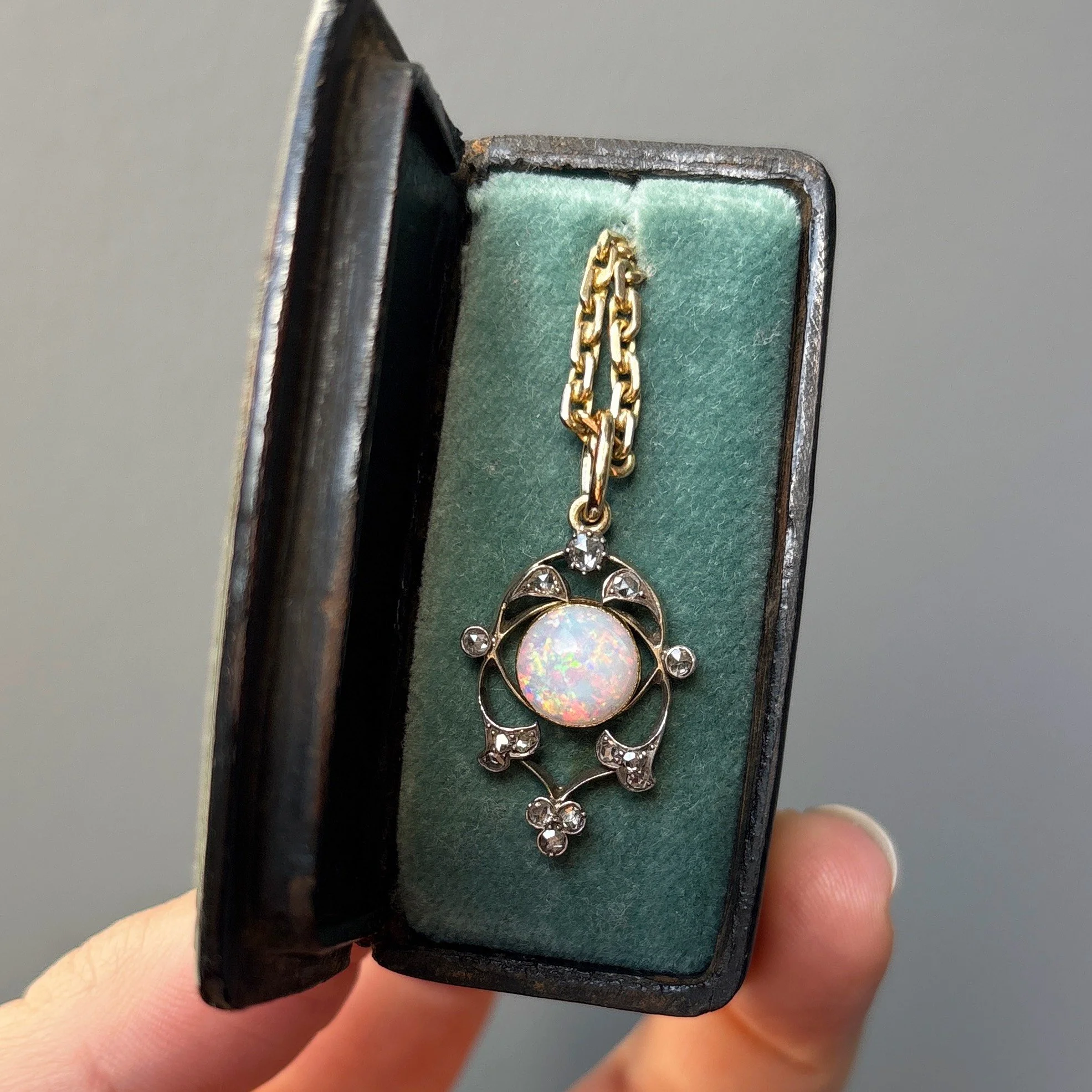 CA314 art nouveau opal 16.jpg