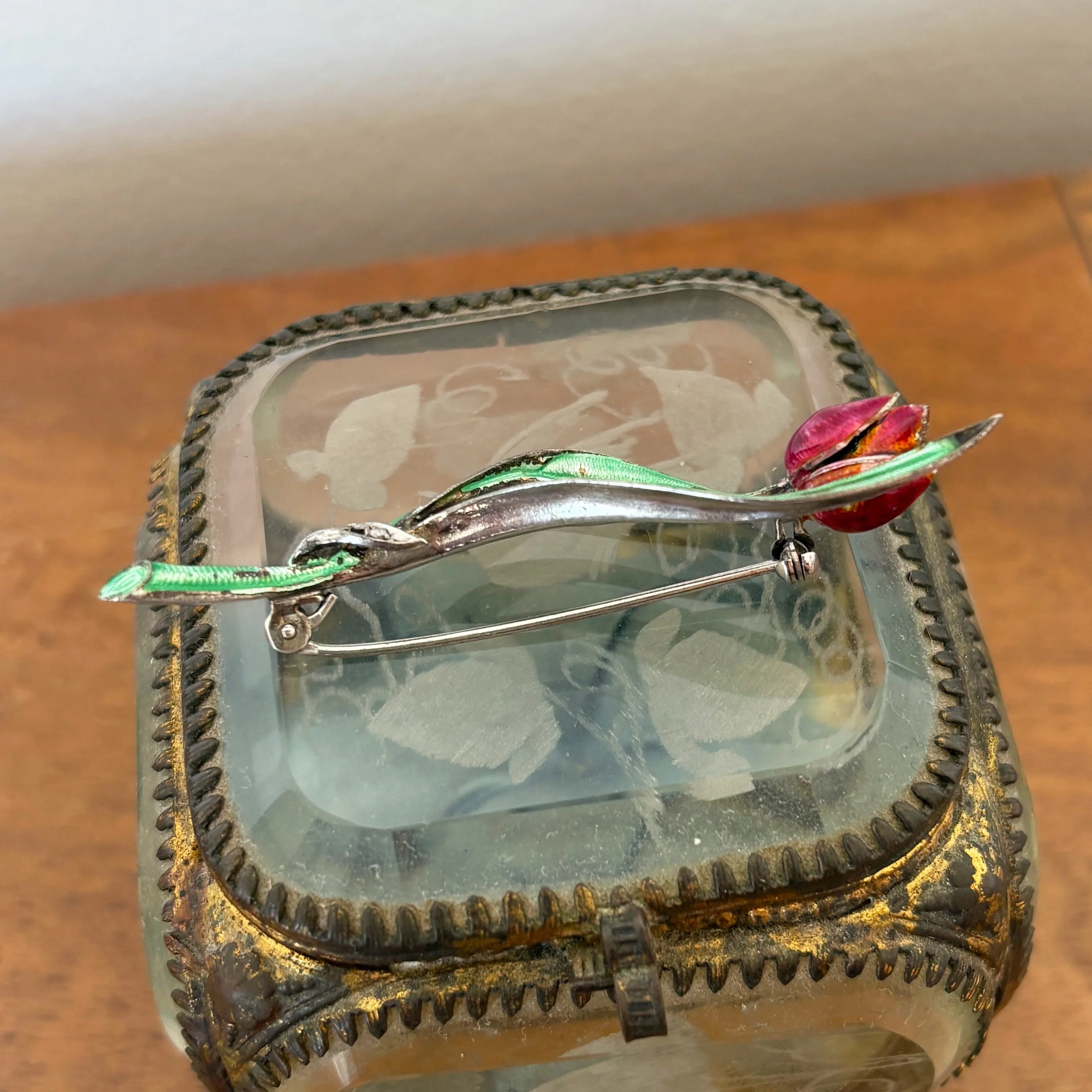 BRA018 enamel flower 7.jpg