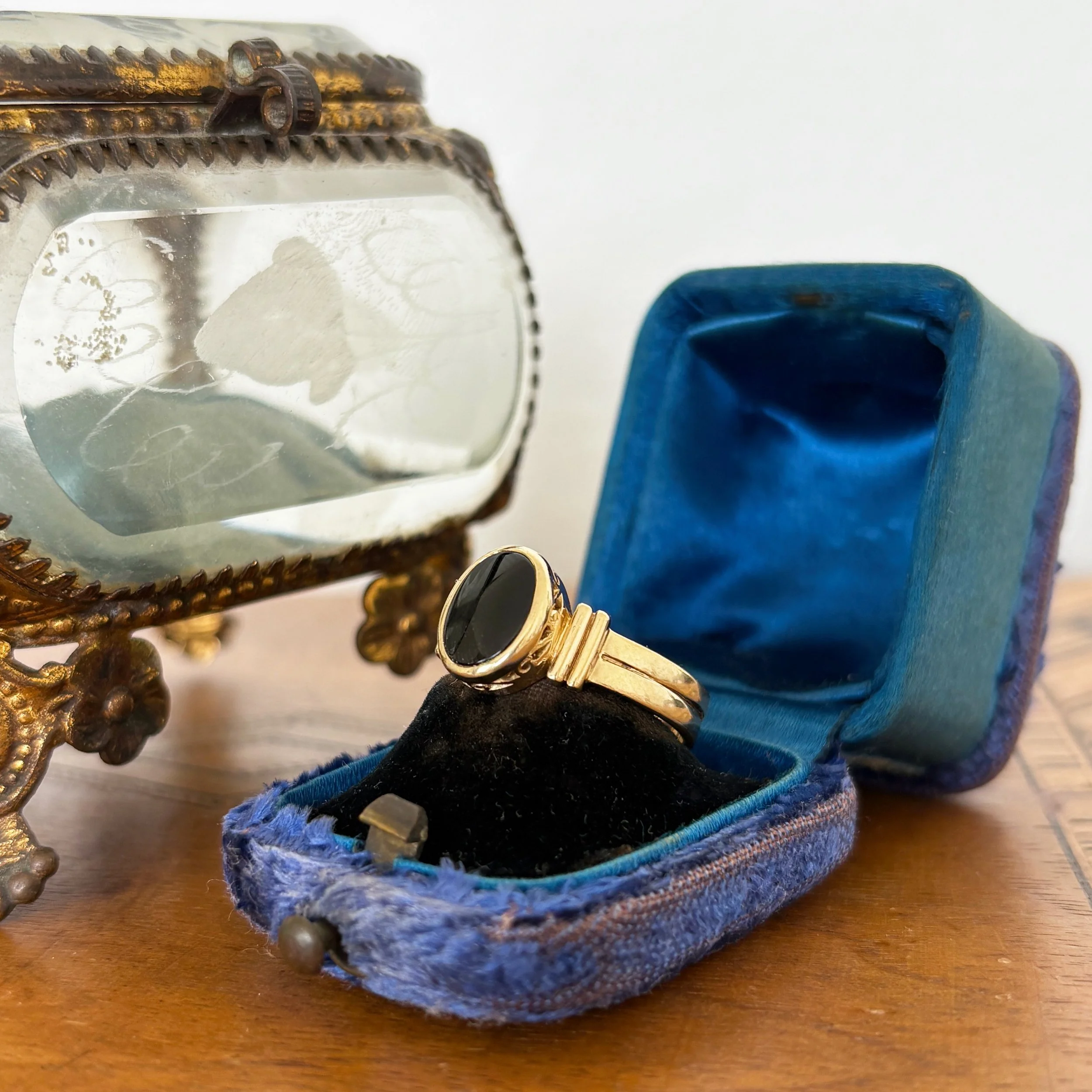 RA350 onyx signet 8.jpg