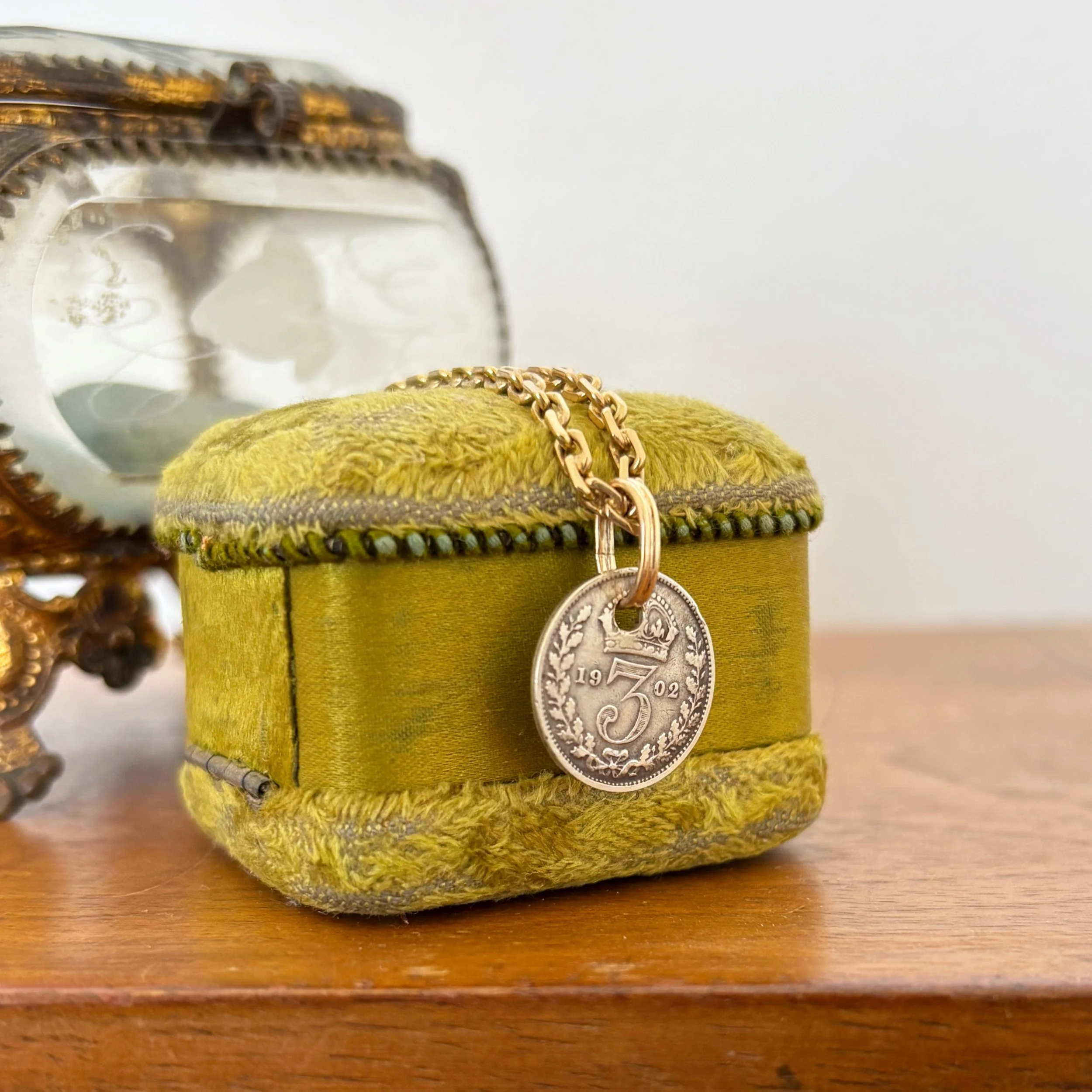 CA293 three pence 5.jpg