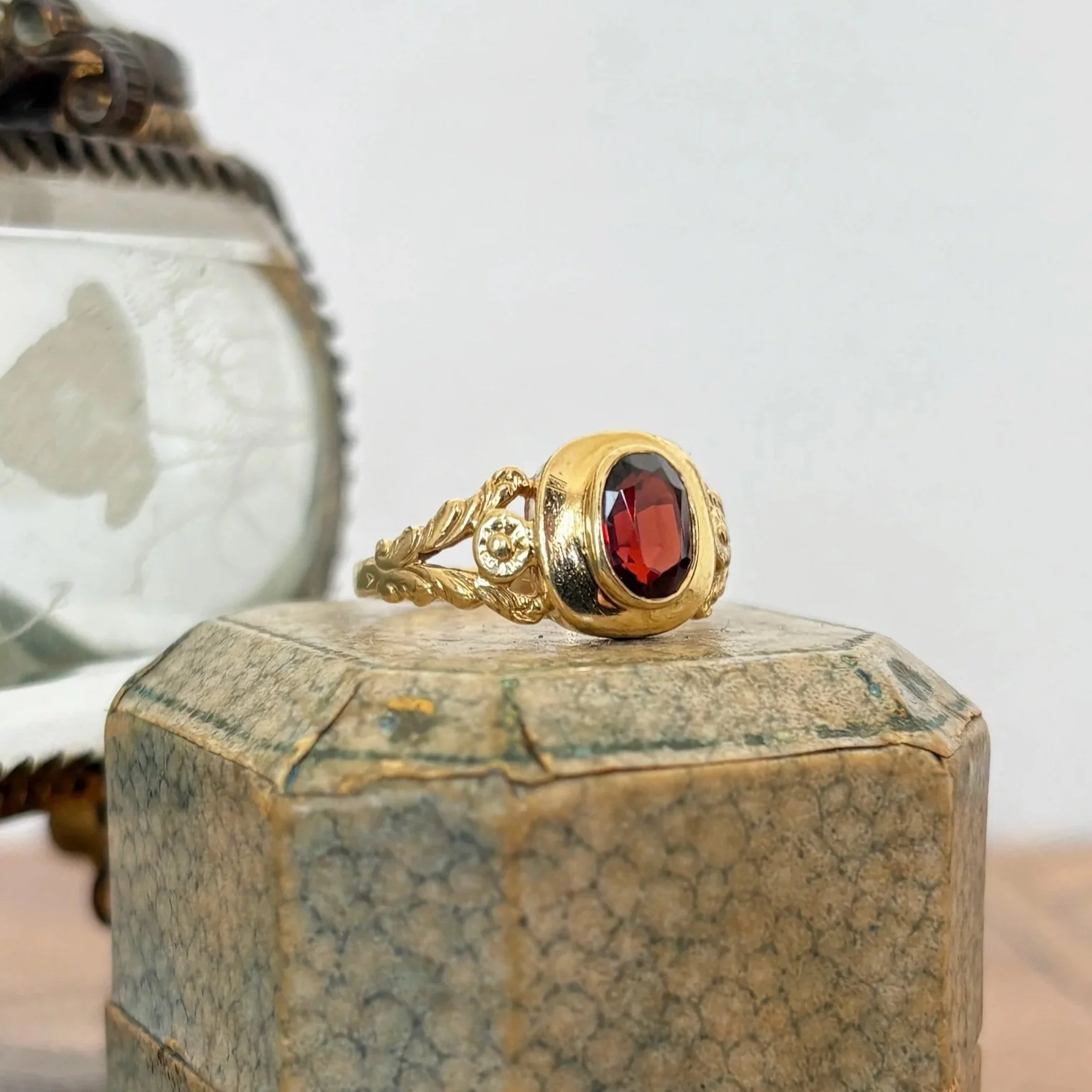 Garnet Ring in 9ct Gold