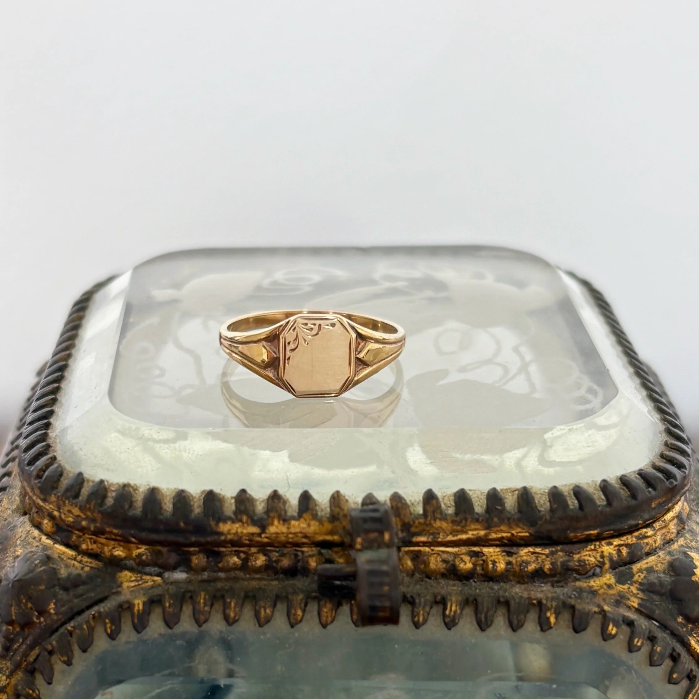 RA351 dainty signet 2.jpg