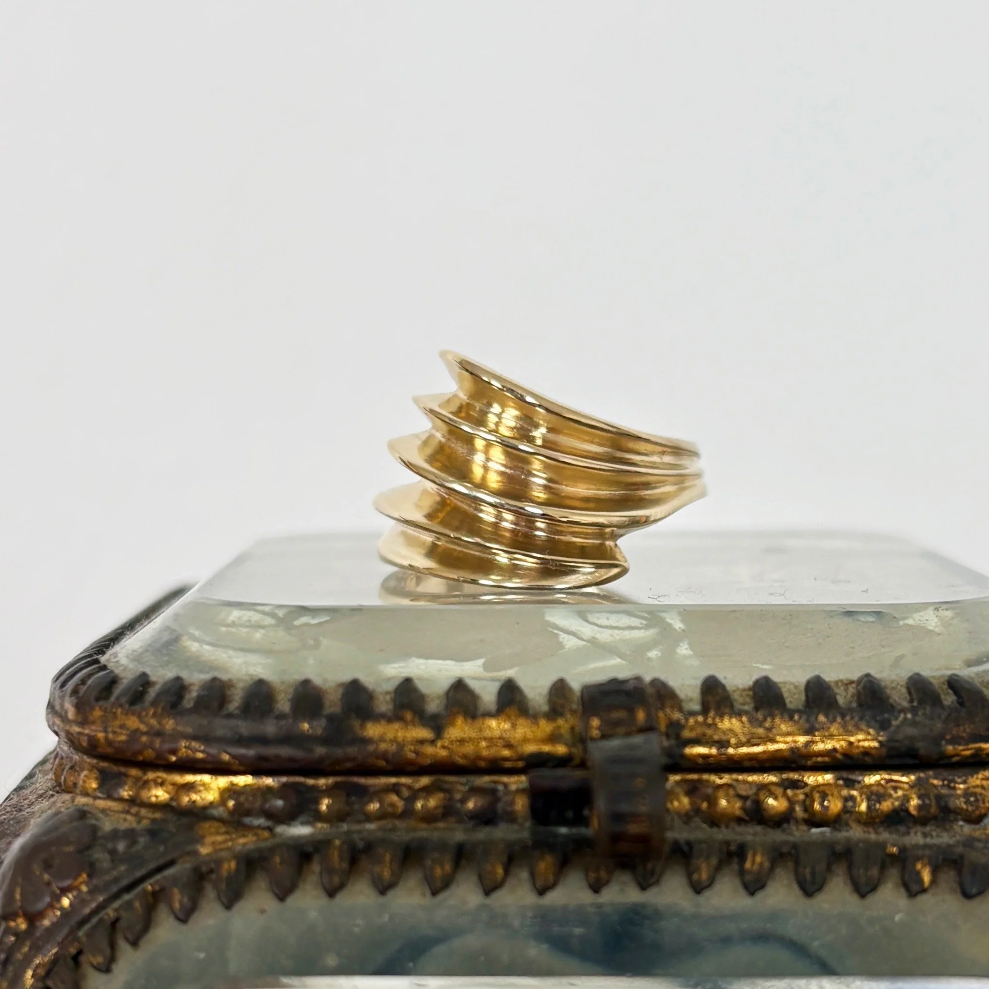 RA362 retro ridged ring 1.jpg
