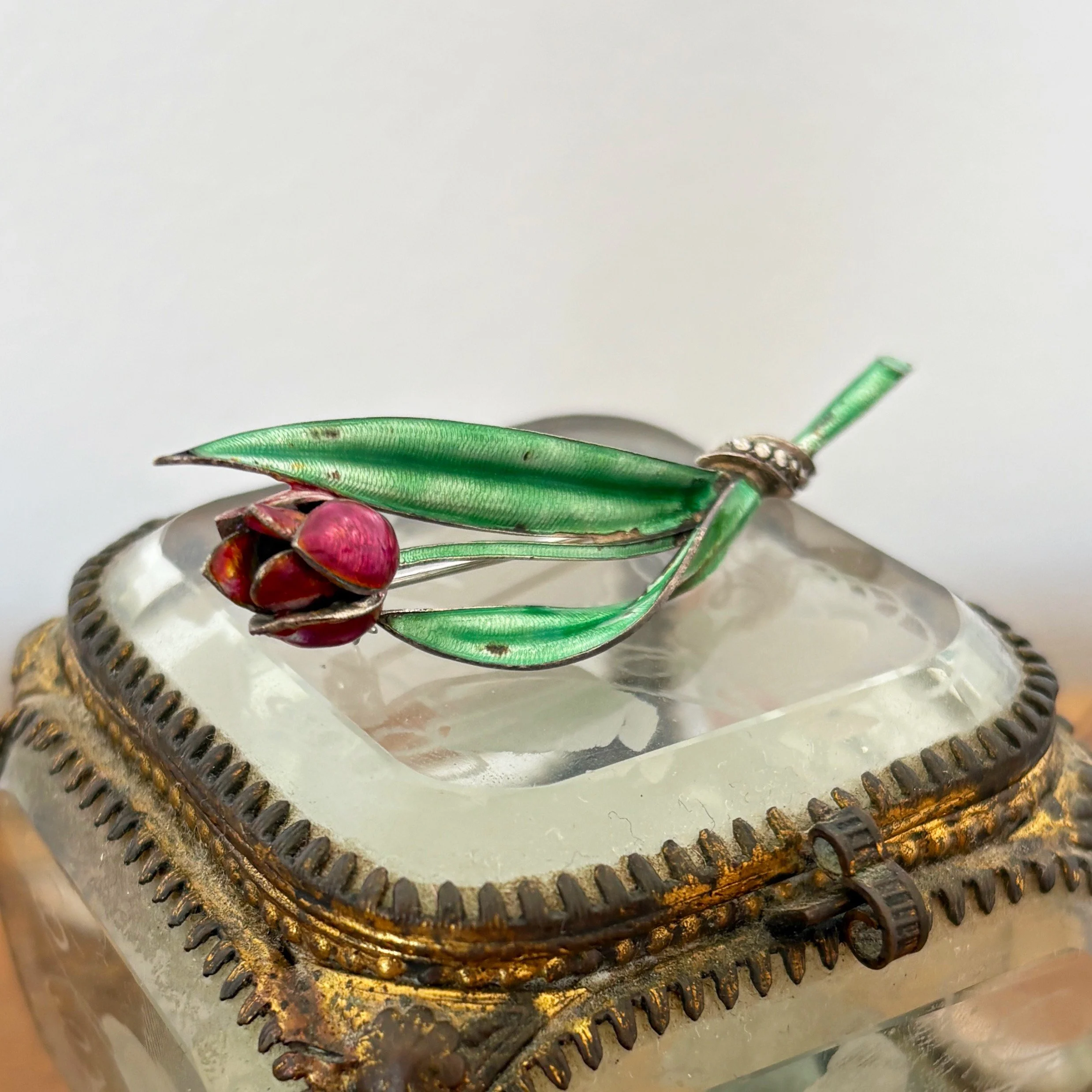 BRA018 enamel flower 2.jpg