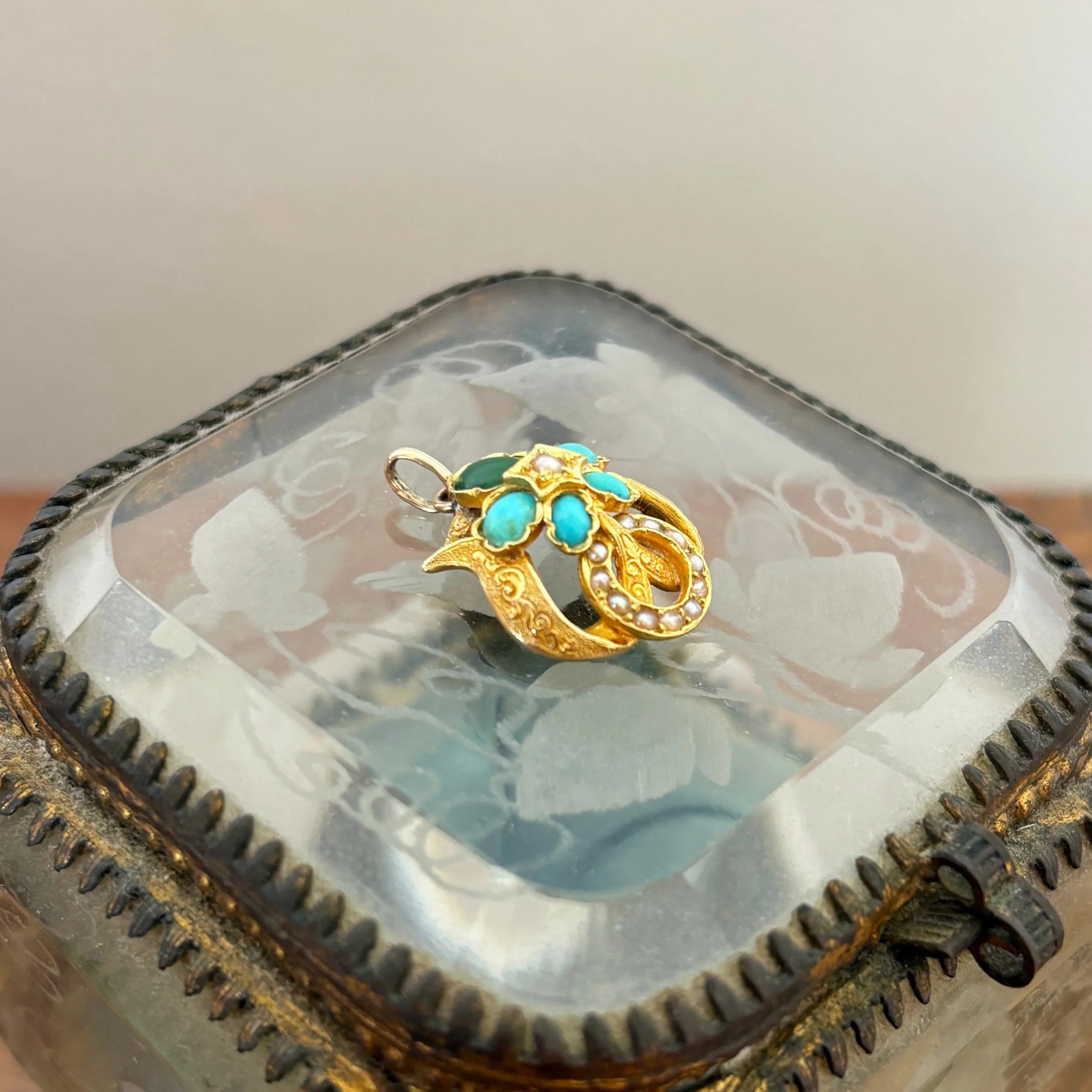 CA310 turquoise seed pearl 10.jpg