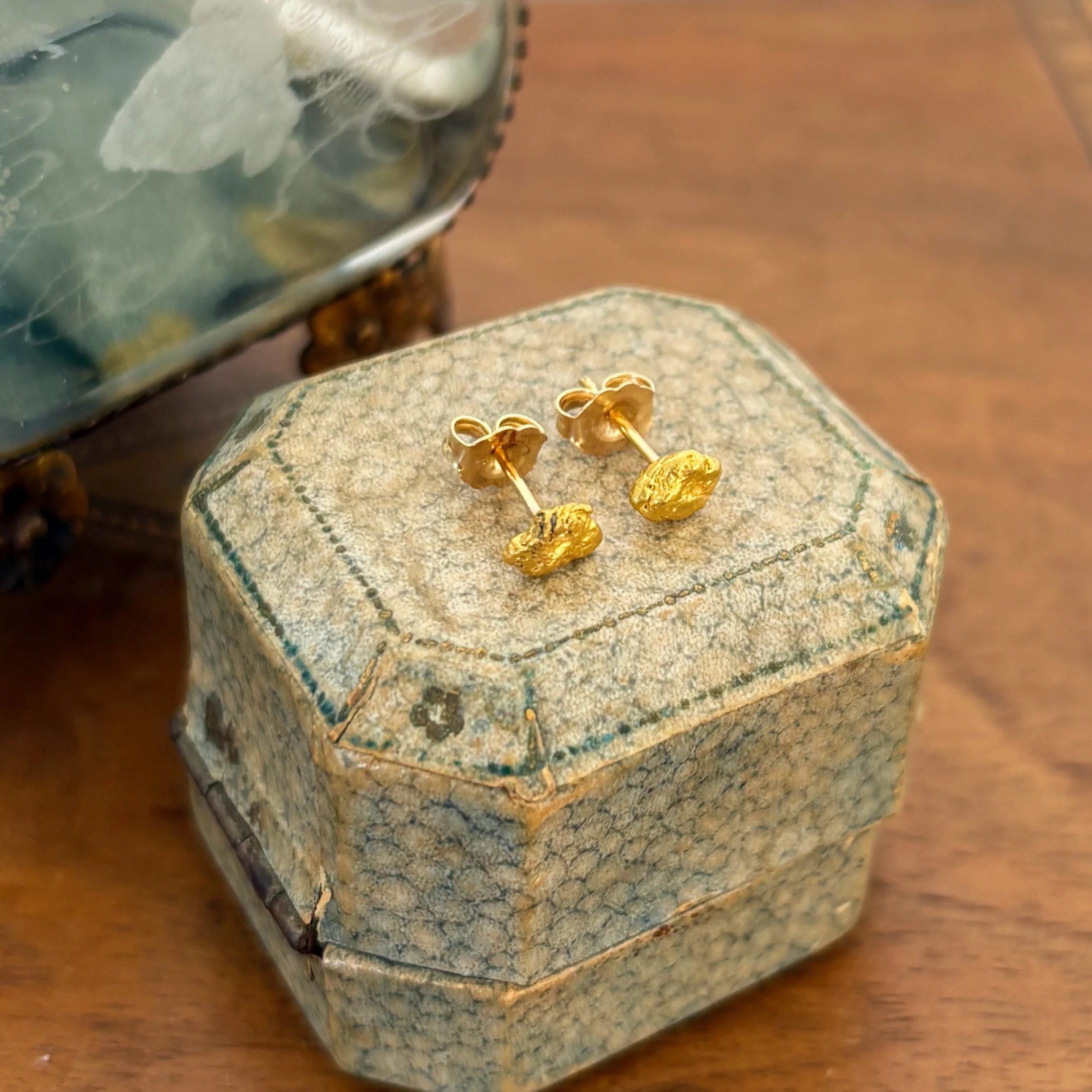 EA033 gold nugget studs 2.jpg