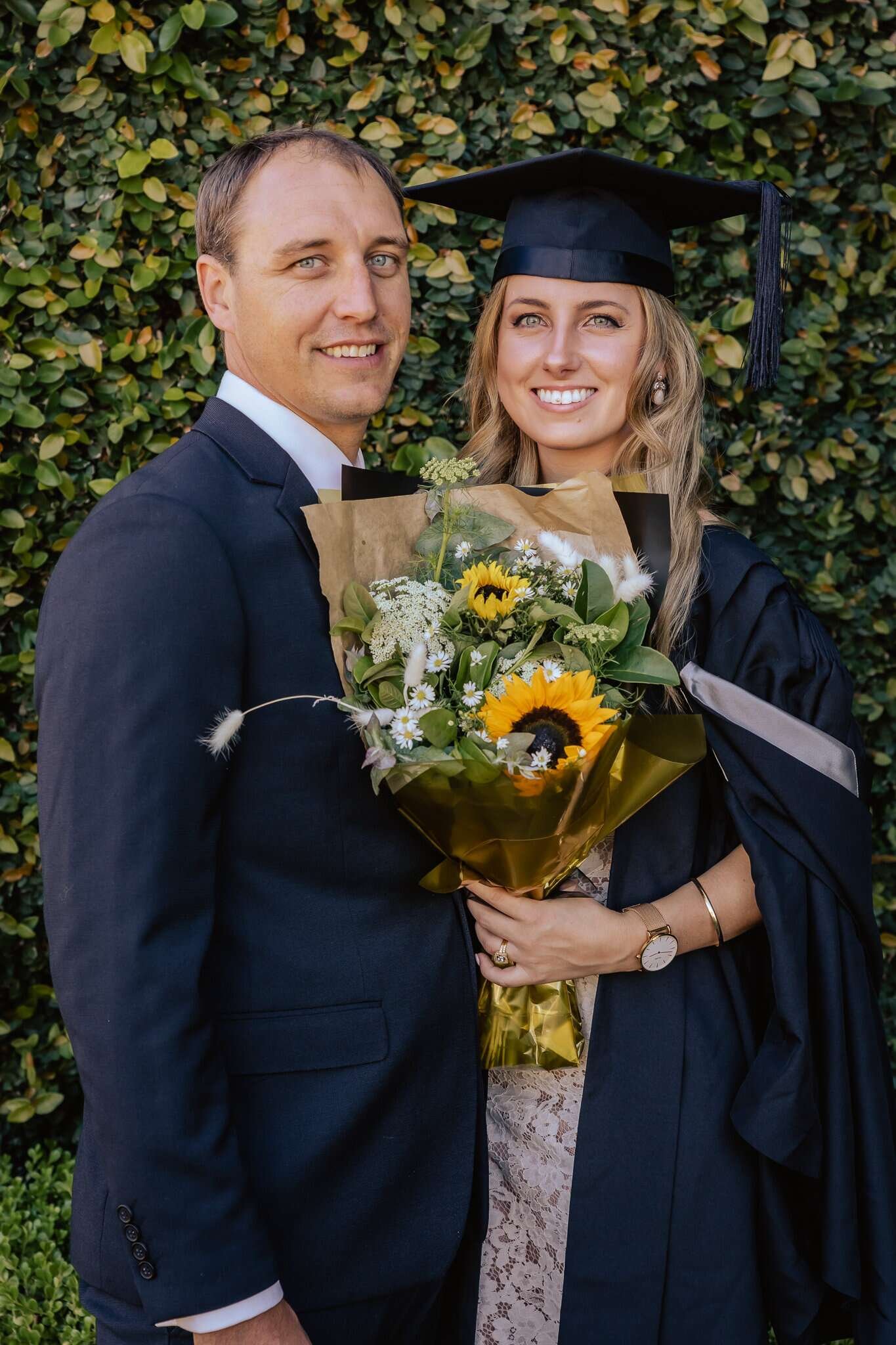 Steph's+Grad.+Low+res+(8).jpg