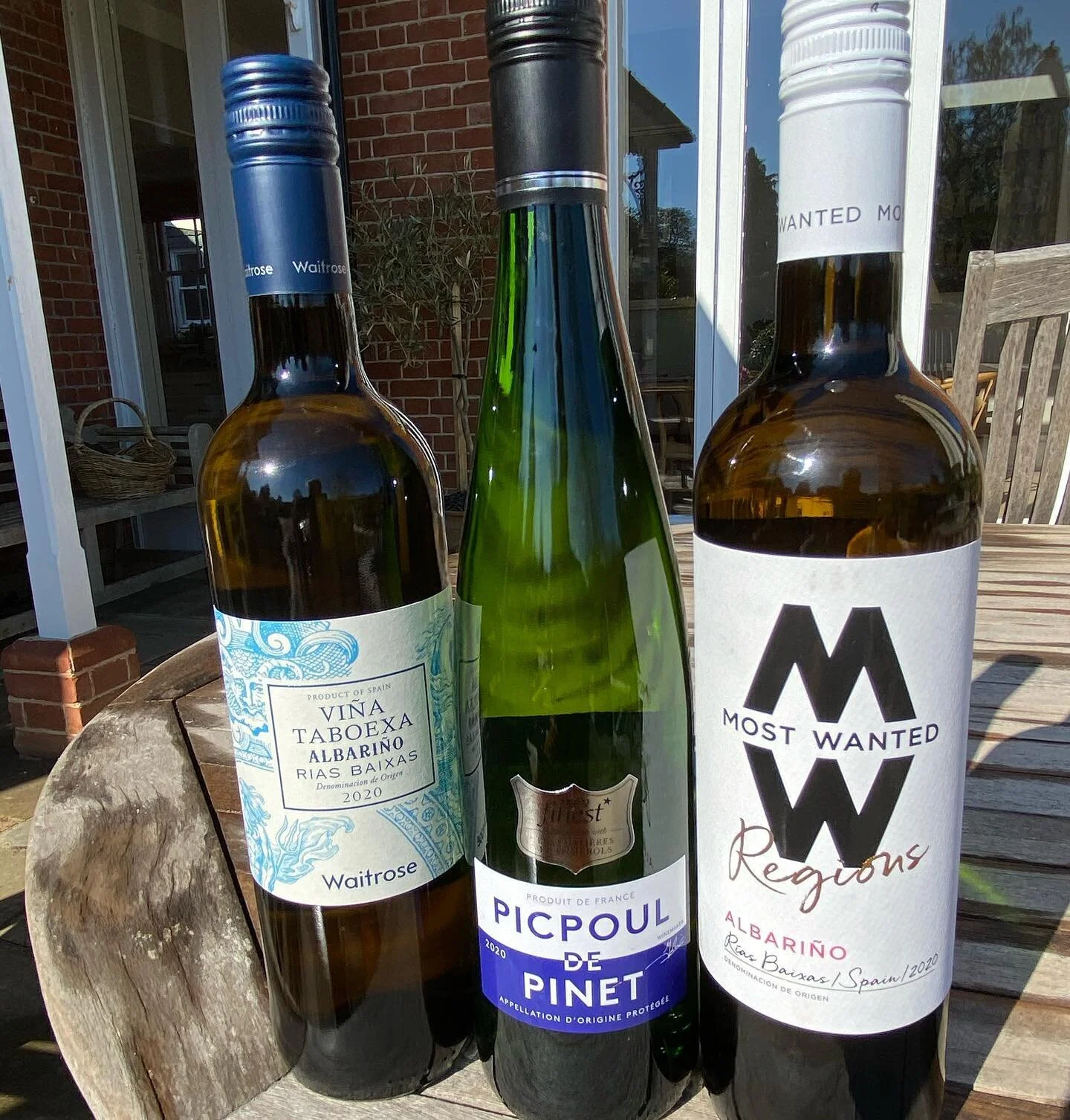 #teasertime Saturday&rsquo;s #tastingwithwillie live at 7pm!
Here are the whites:-two Albari&ntilde;os and a Picpoul de Pinot from @sainsburys @tescofood and @waitrose Reds tomorrow! #wine #fun #yum!
