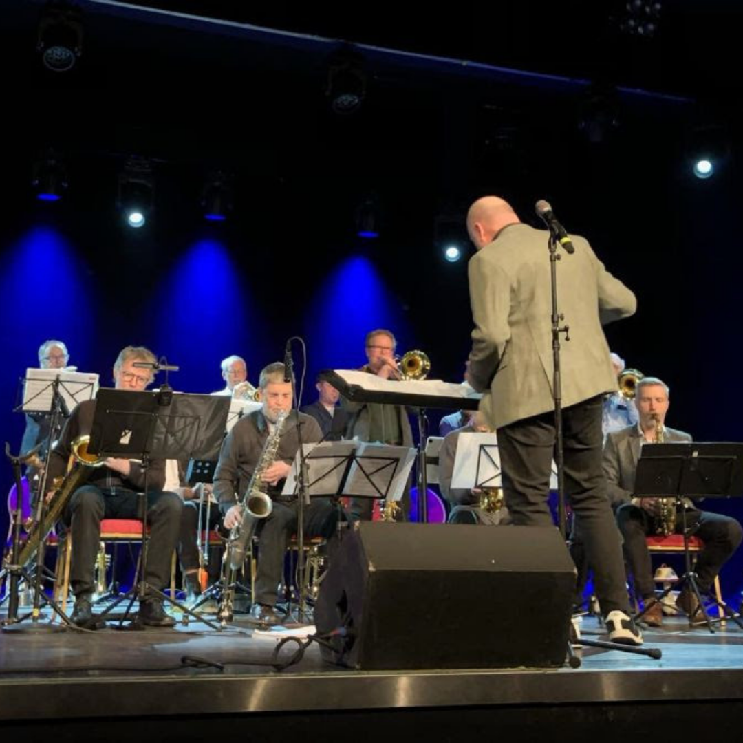 ARKIVET SWINGER - 2 SWINGTIME BIG BAND