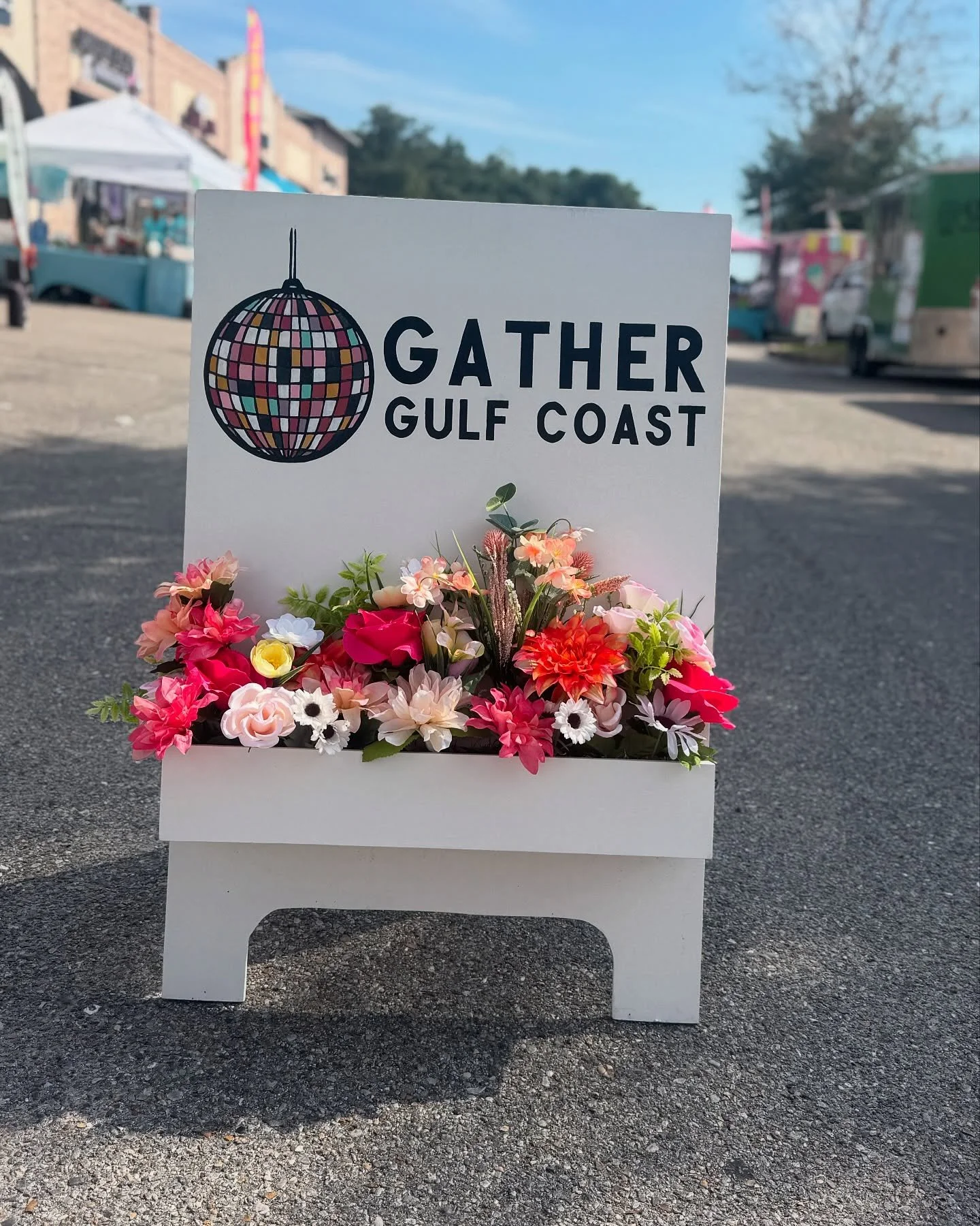 Walk through the @gathergulfcoast Fall Market with me. We have so many talented artists and small businesses here on the coast. I got some holiday shopping done and saw so many faces. I&rsquo;ll try to tag each picture so you can give them a follow a