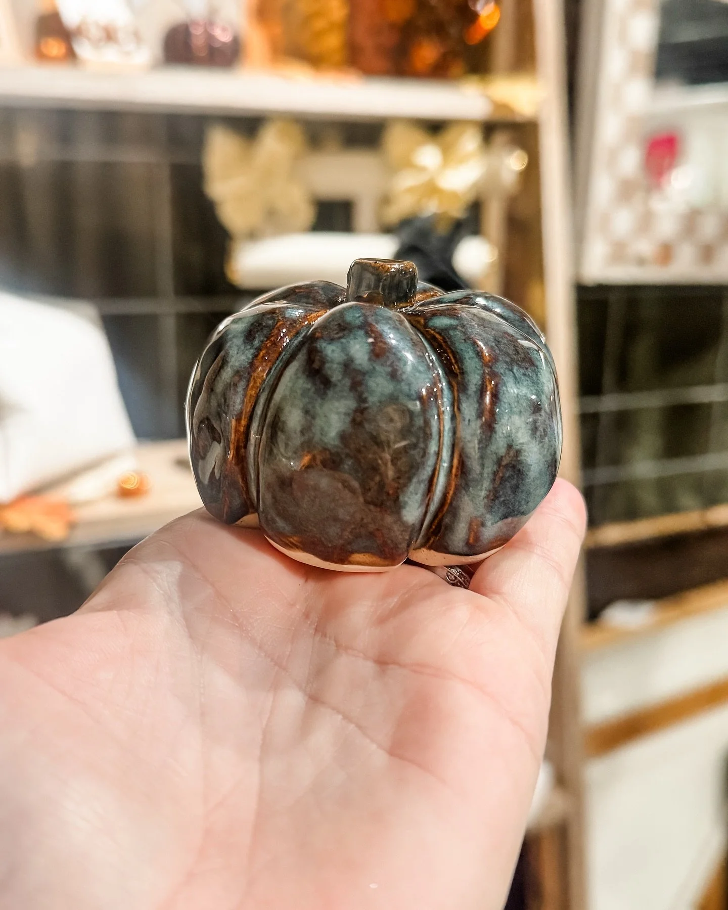 If you&rsquo;re out and about this weekend, stop by the MAG @msantiquegalleria. My friend @devineperkspottery has just added some of her fall pottery to our booth (#133 in the Shoppe area) and Cindi and I have added some fall must haves!  Get them be