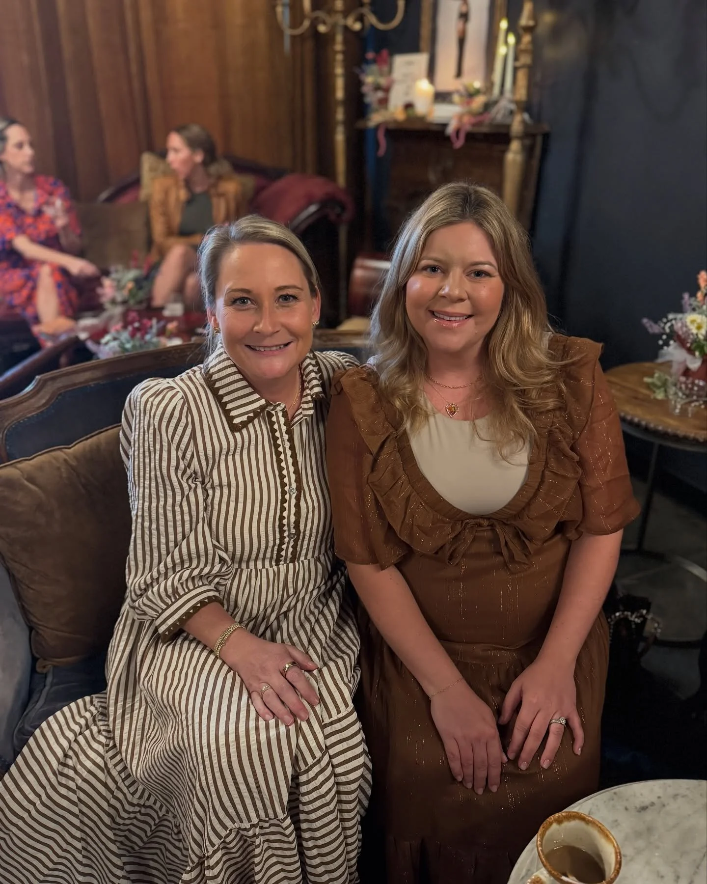 Loved celebrating the upcoming arrival of the sweetest little gulf coast girlie and her amazing mom @gathergulfcoast @askalexarenee 🩷