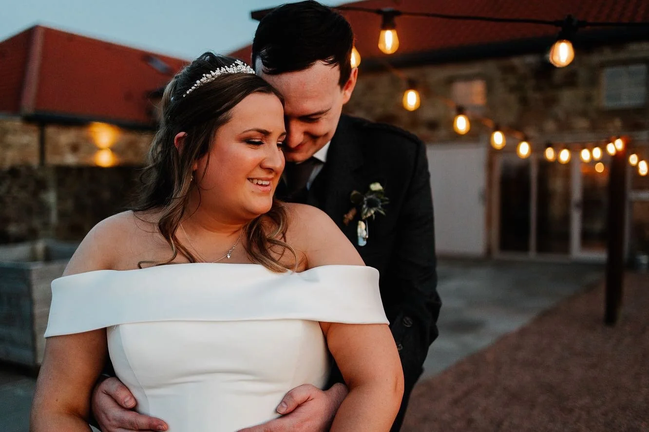 On Saturday I shot my last wedding before baby Segaud makes his arrival, and what a wedding it was! Here&rsquo;s a few previews from Lucy and Brandon&rsquo;s @falside_mill wedding 😍

Second shooter : @loraineross 
SUPPLIERS
@falside_mill 
@catereid.