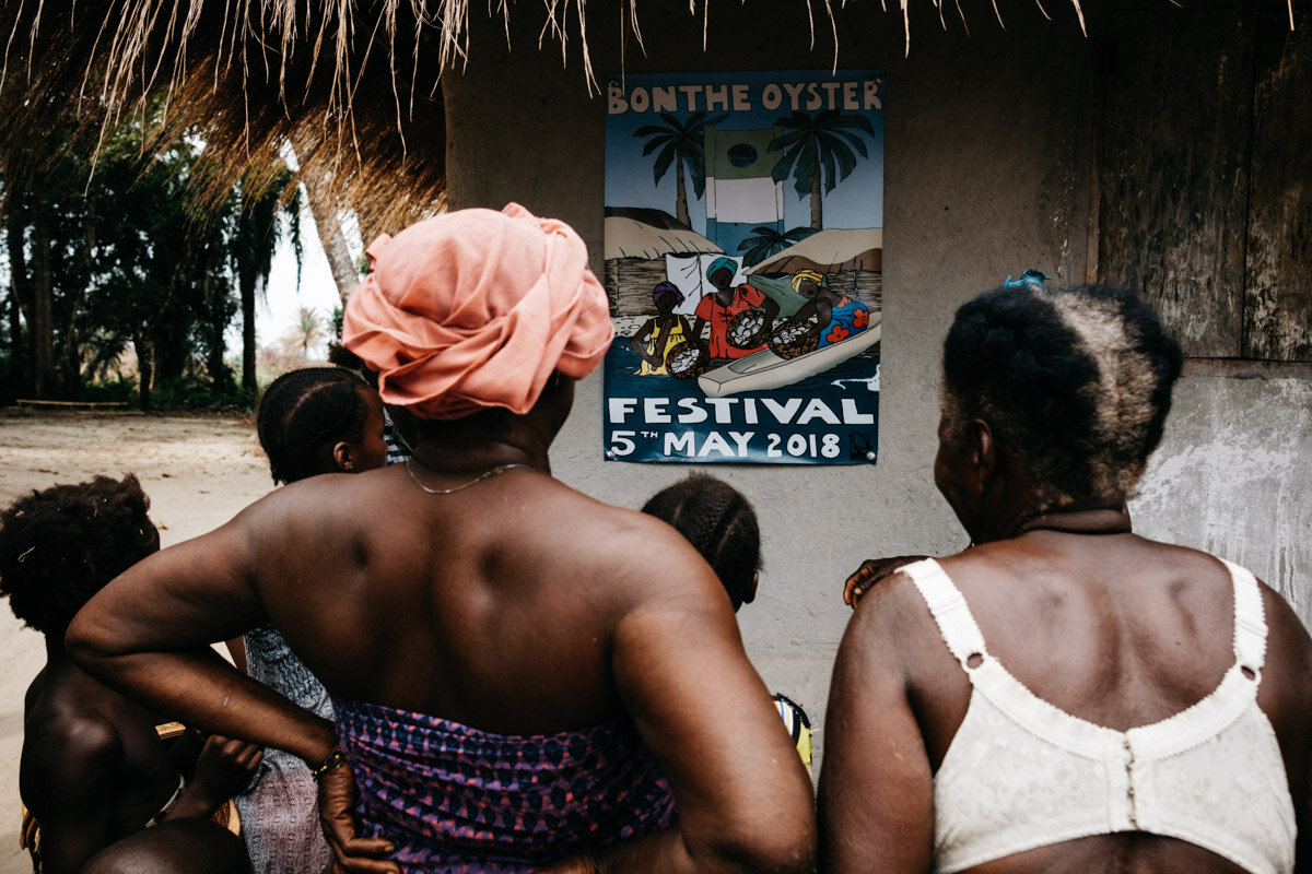 LOWRES_FUNNELL_20180503_SierraLeone_Oysters_16-17-24.jpg