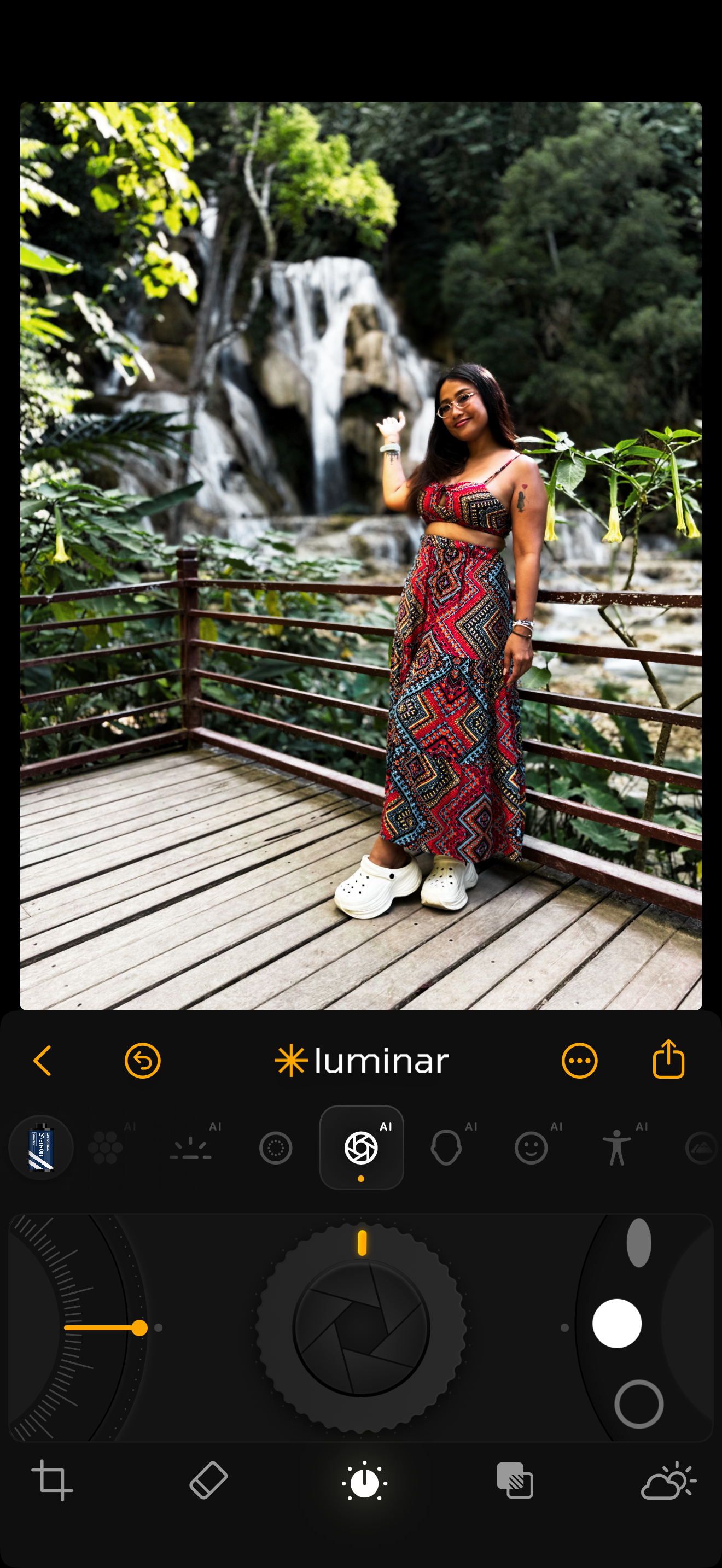 luminar_mobile_1.PNG