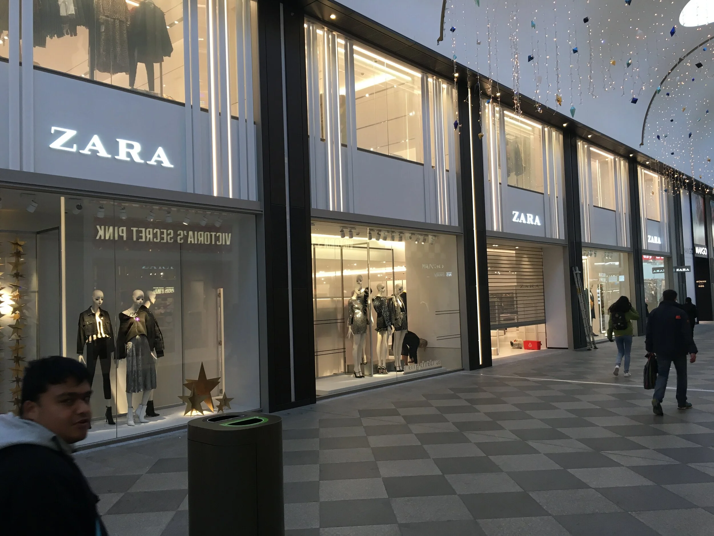 Ysl Central Westgate Lyn Shop Central Westgate Bangkok Thailand