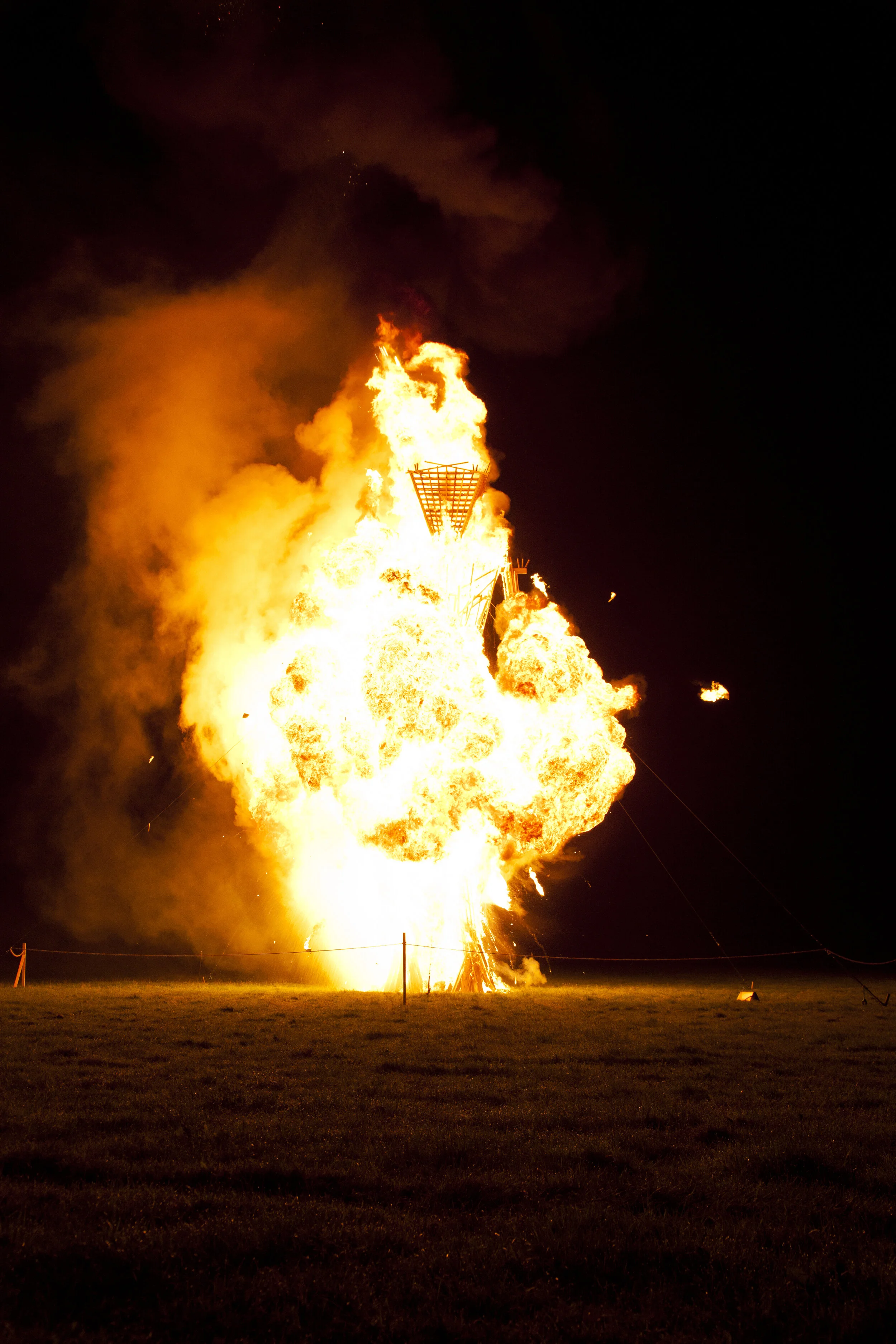 Burning-Man-Birthday-Party-Explosion-Fire-1.jpg