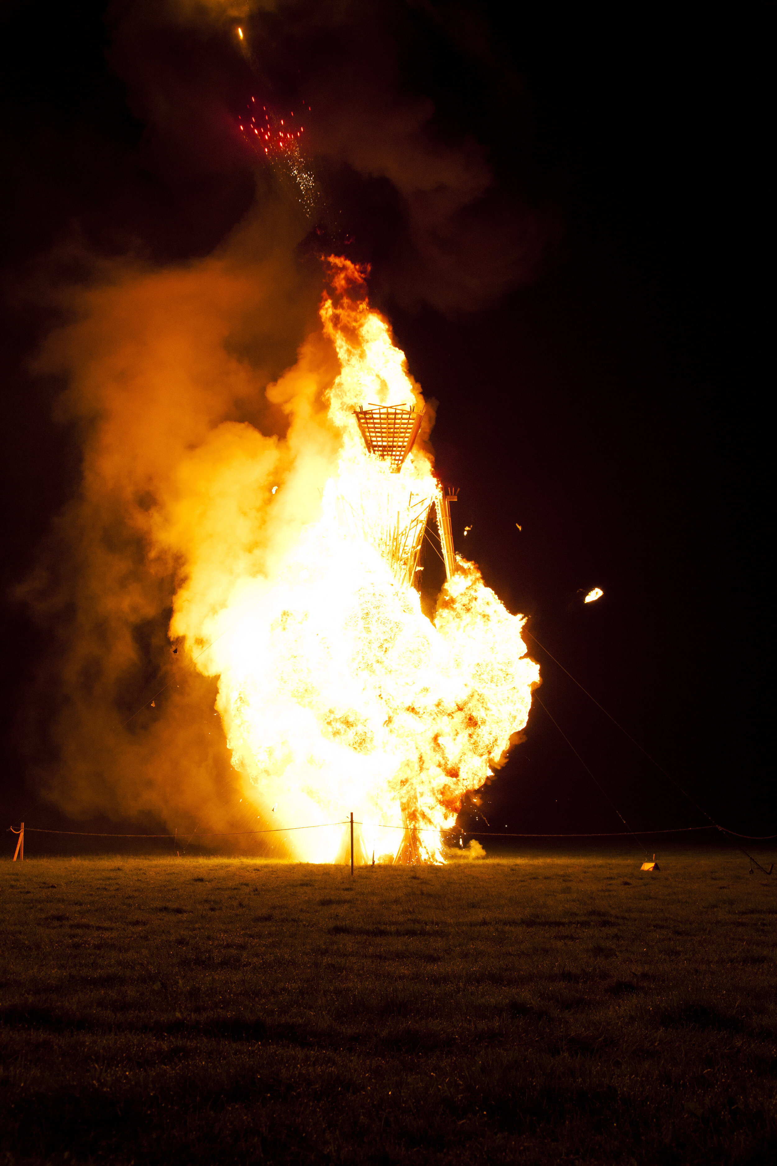 Burning-Man-Birthday-Party-Explosion-Fire.jpg