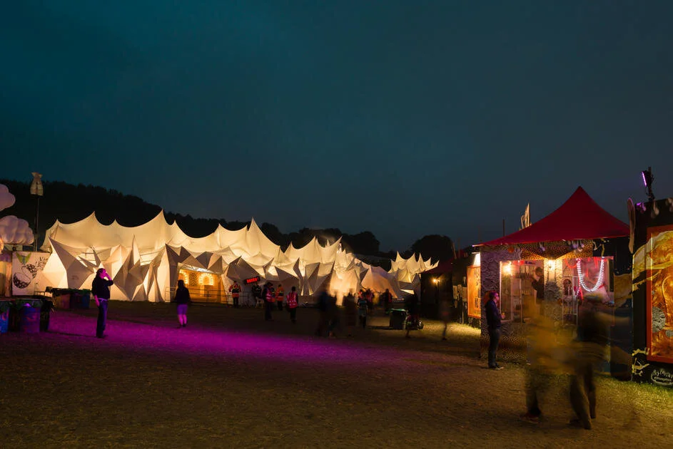 Glastonbury-2013-Shangri-La-Heaven-Frontage.jpg